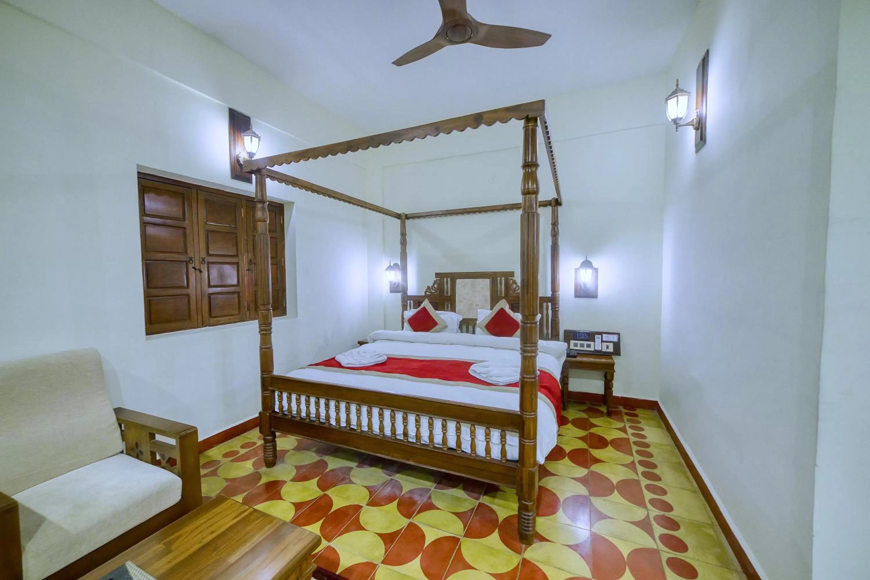 Photo of the whole room in HOTEL WINDSOR CASTLE