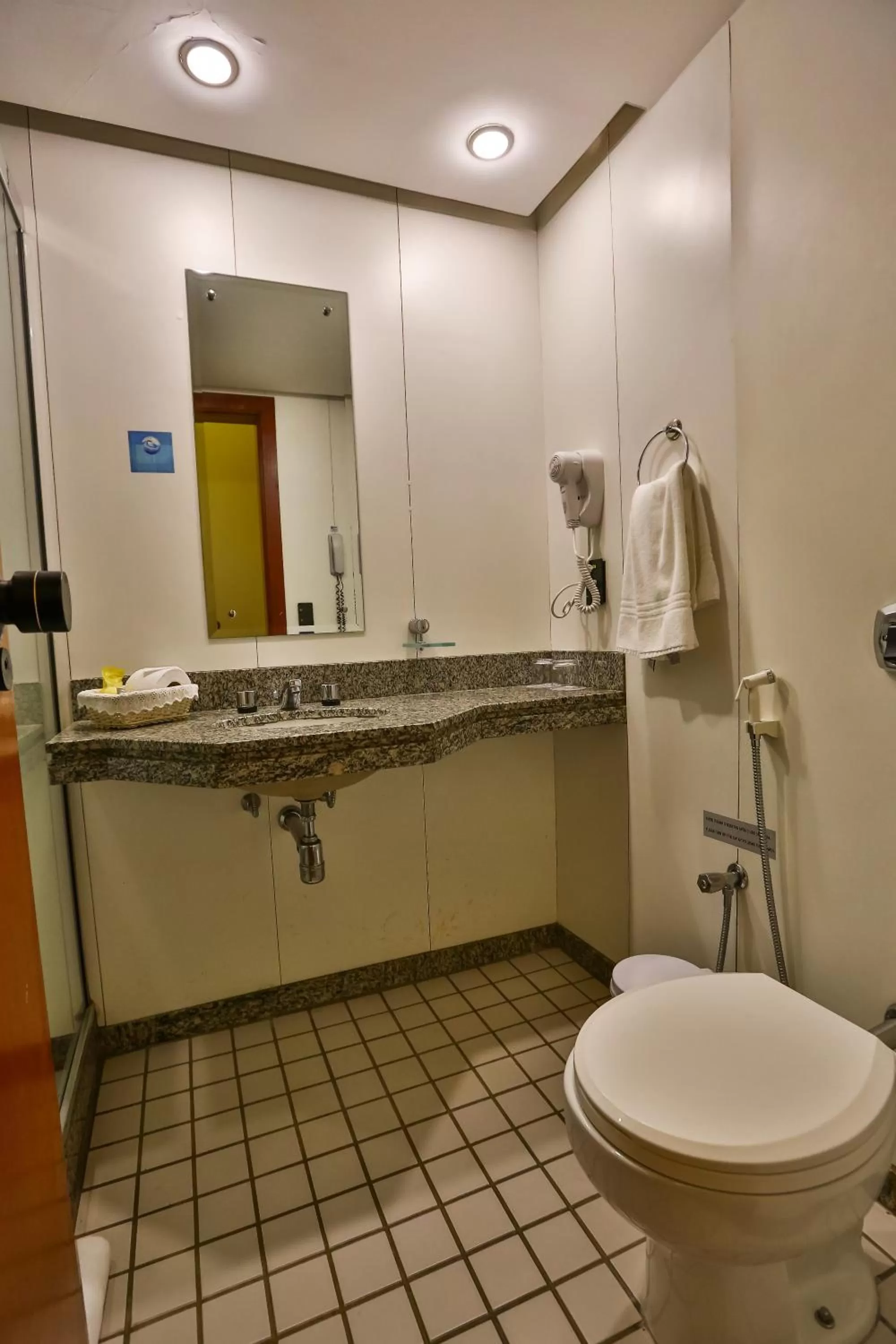 Bathroom in Metropolitan Hotel Brasília