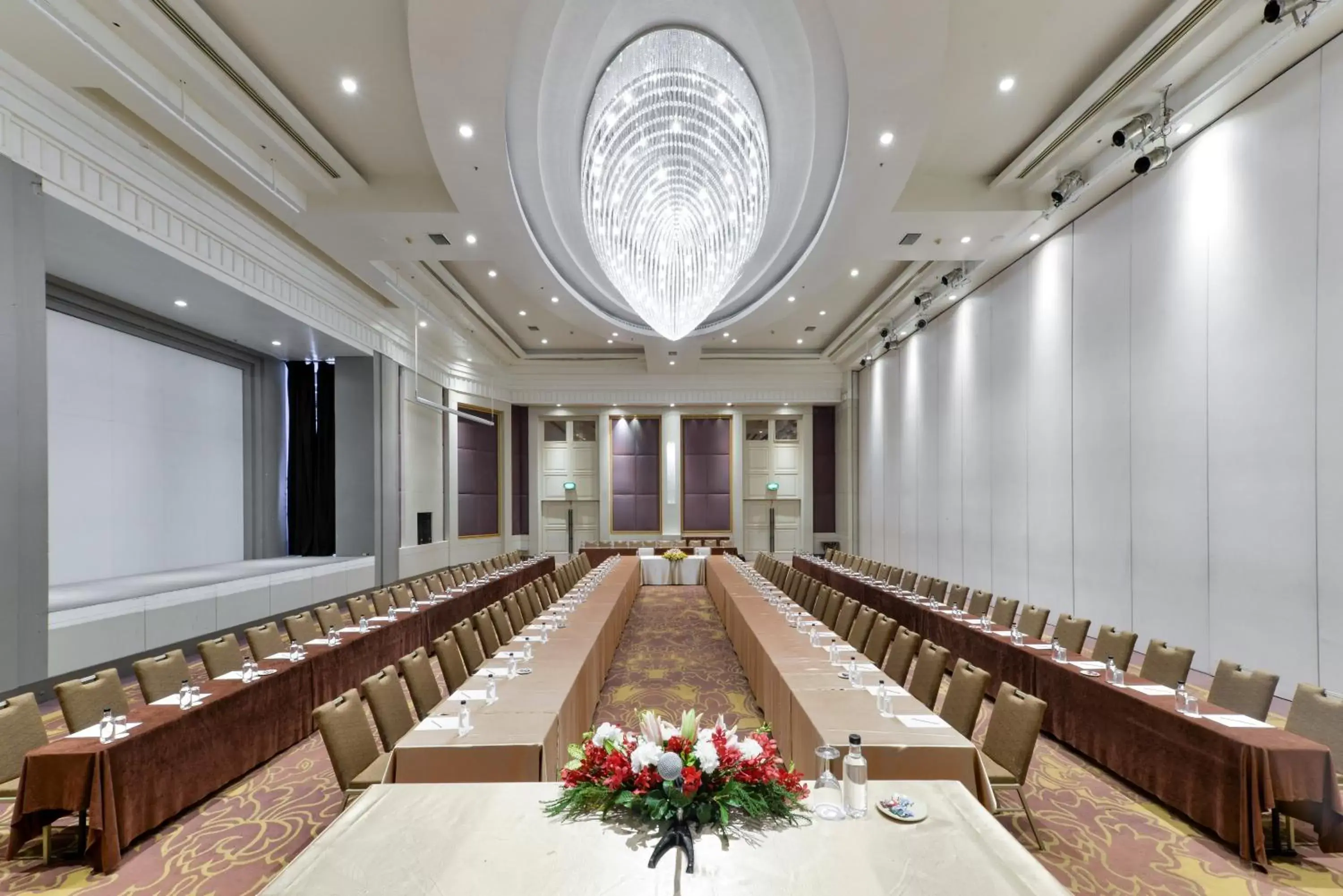 Banquet/Function facilities in Miracle Grand Convention Hotel