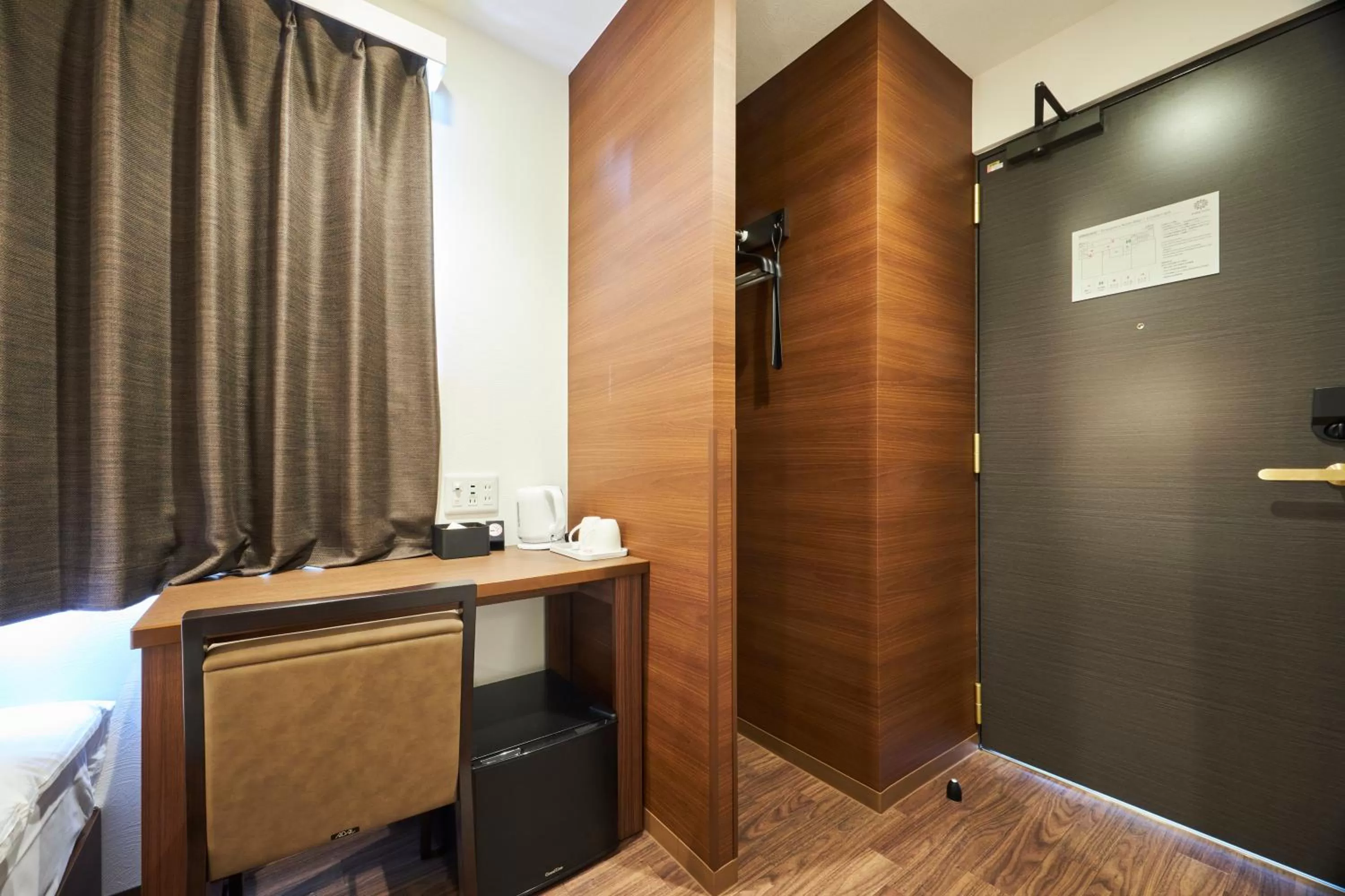 Photo of the whole room, Bed in 花築浅草和心ホテル