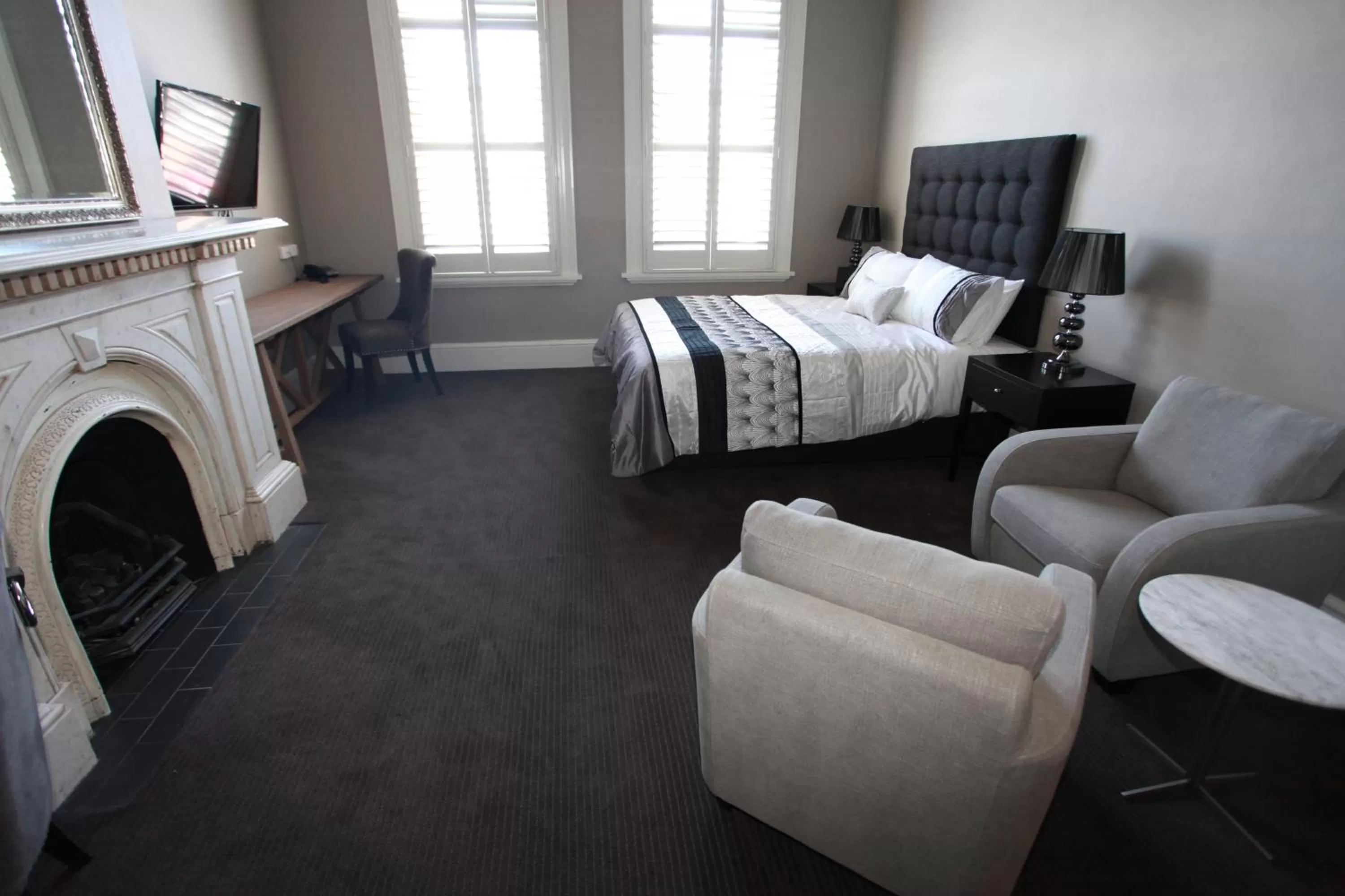Photo of the whole room, Bed in Ballarat Premier Apartments