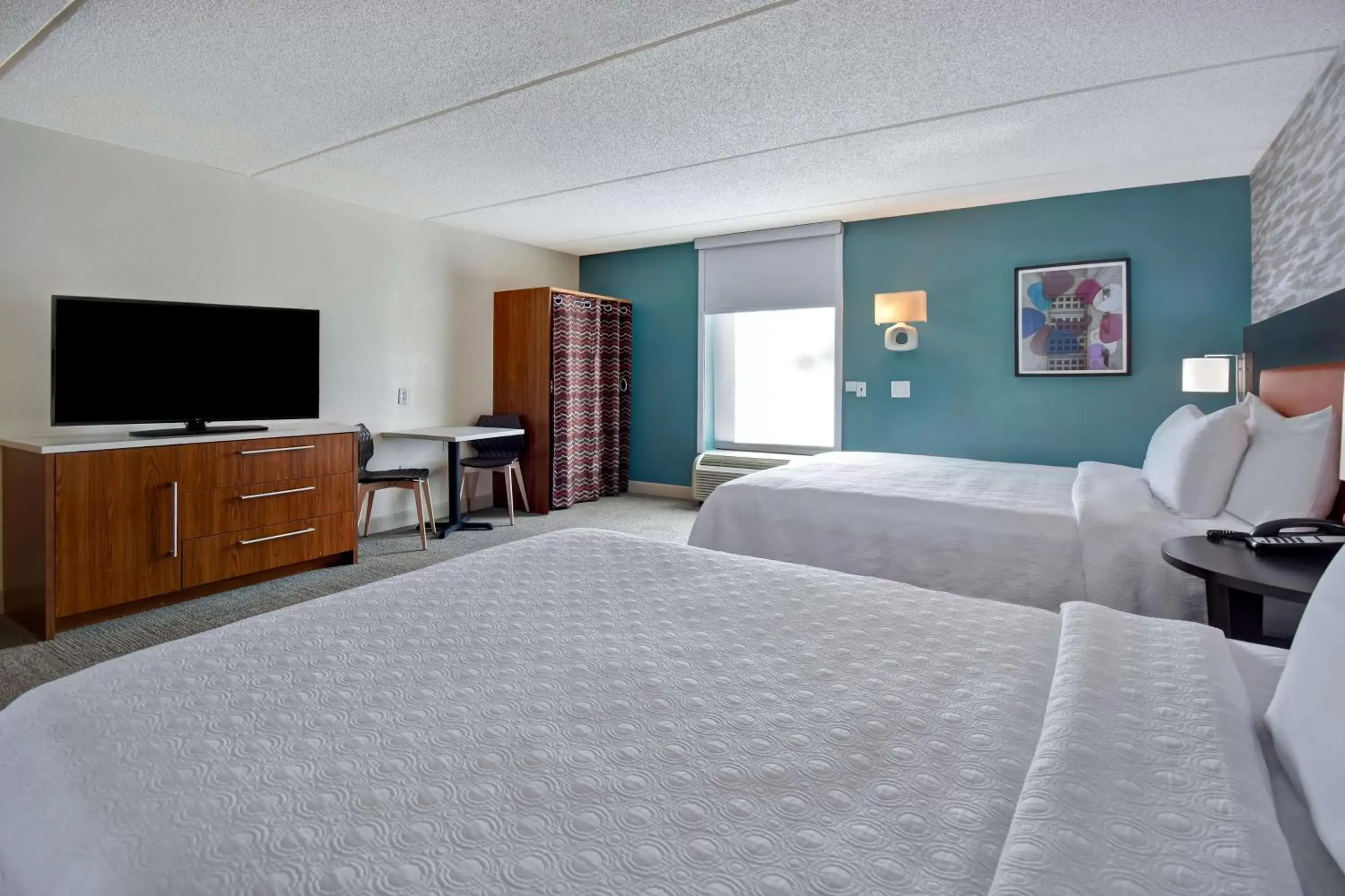 Bed in Home2 Suites by Hilton Nashville Vanderbilt, TN