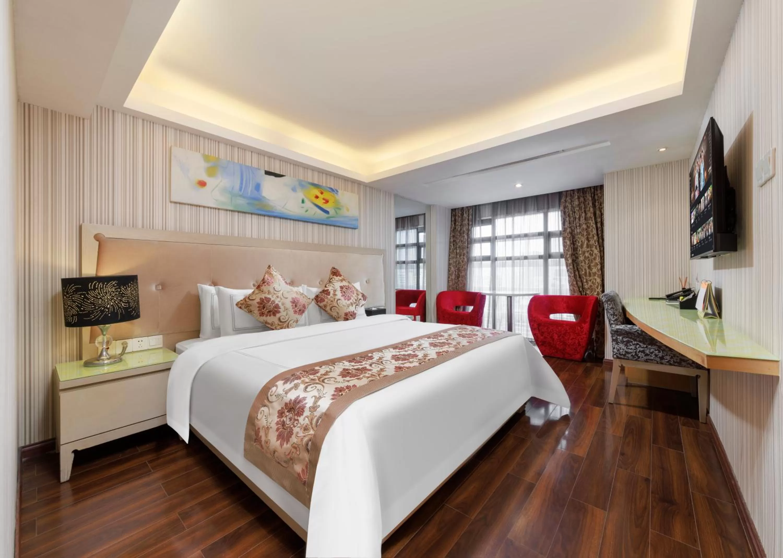 Bedroom, Bed in Sunflower Hotel &Residence, Futian Port Branch