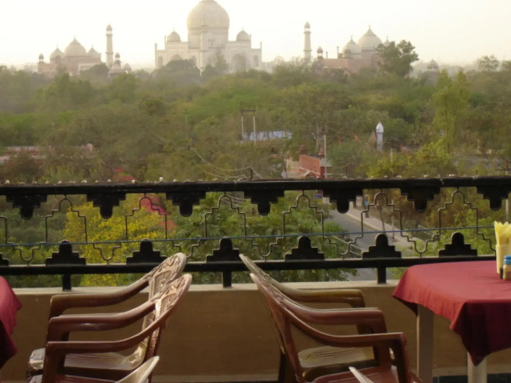 Restaurant/places to eat, Balcony/Terrace in Hotel Taj Plaza, VIP Road, Agra