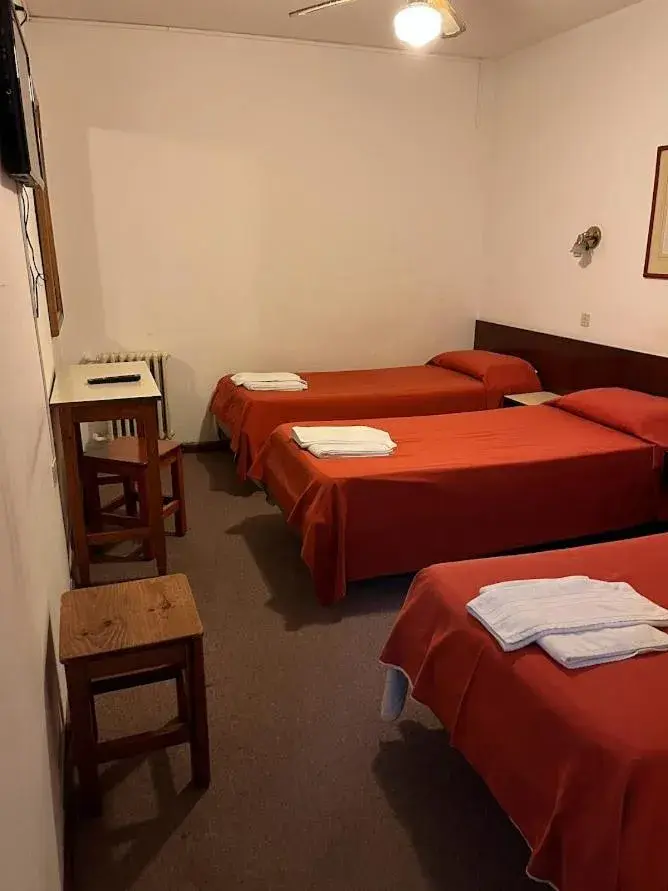 towels, Bed in Gran Hotel Cristal