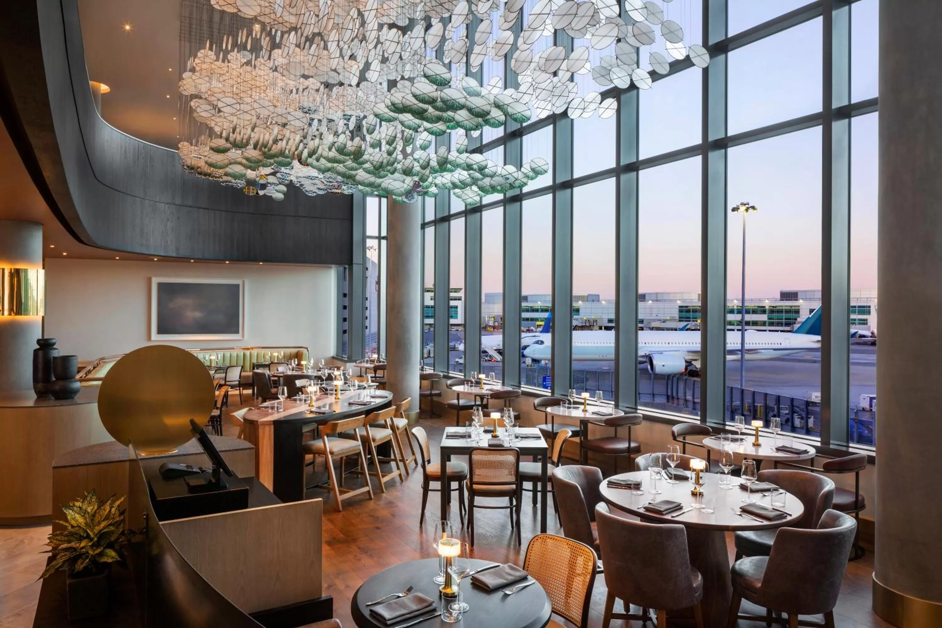 Restaurant/places to eat in Grand Hyatt at SFO