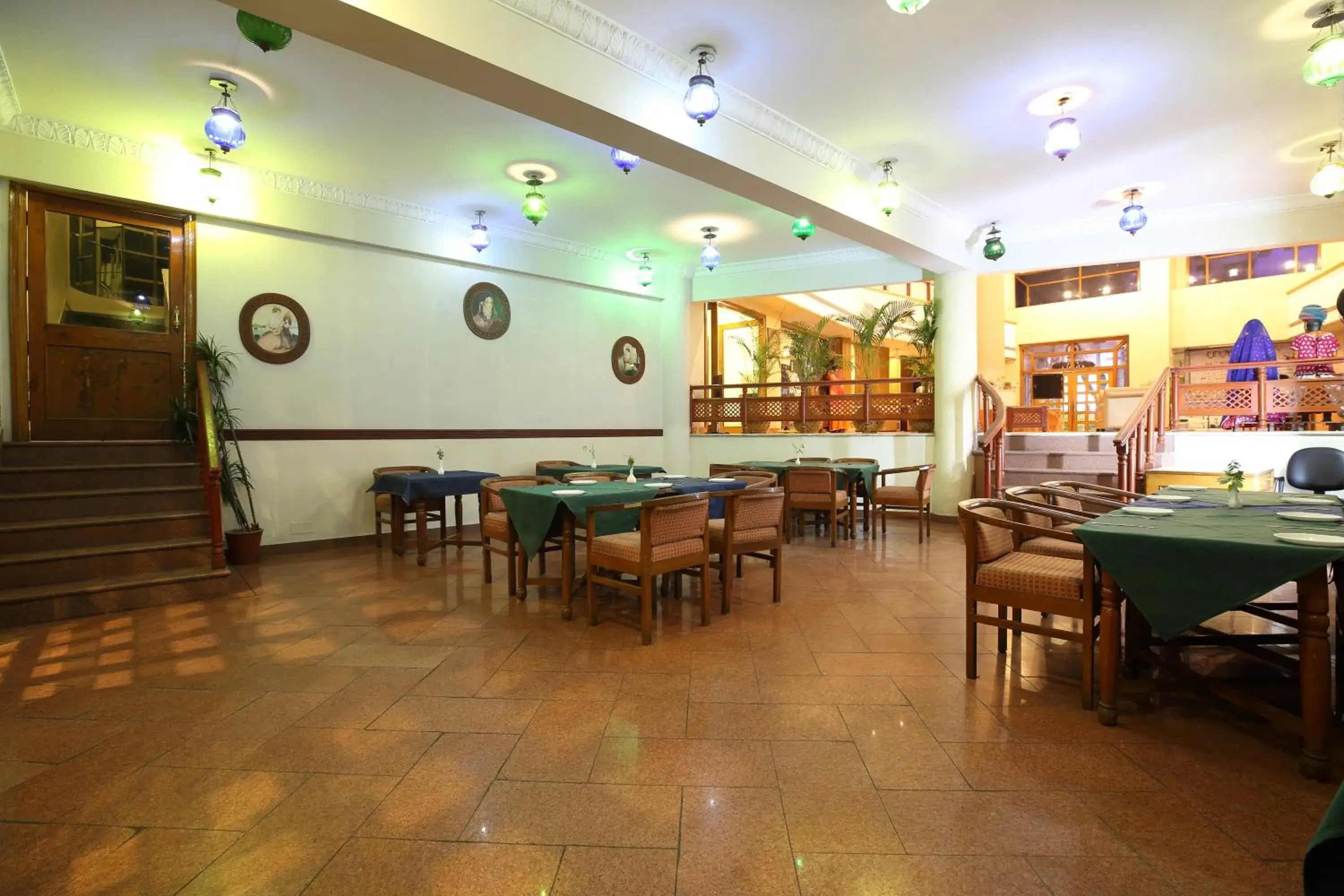 Restaurant/Places to Eat in Hotel Vishnupriya