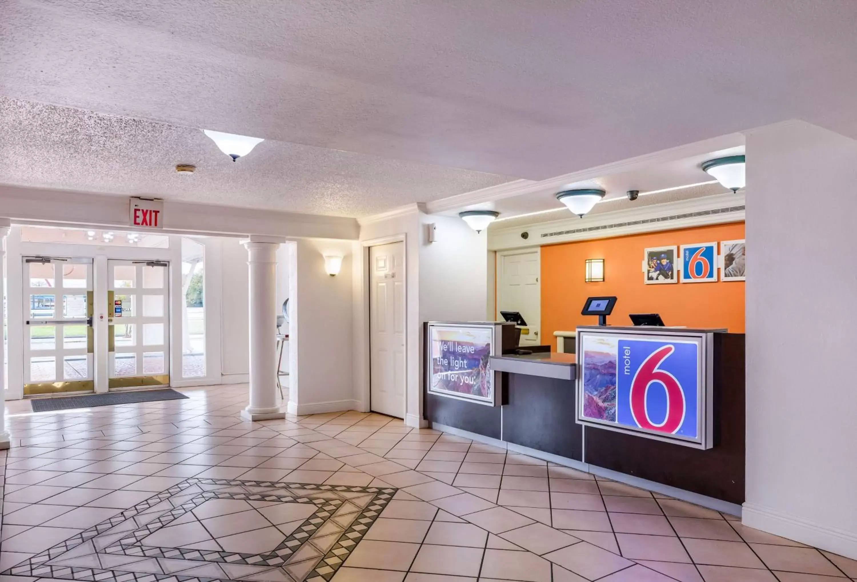 Lobby or reception, Lobby/Reception in Motel 6-Beaumont, TX