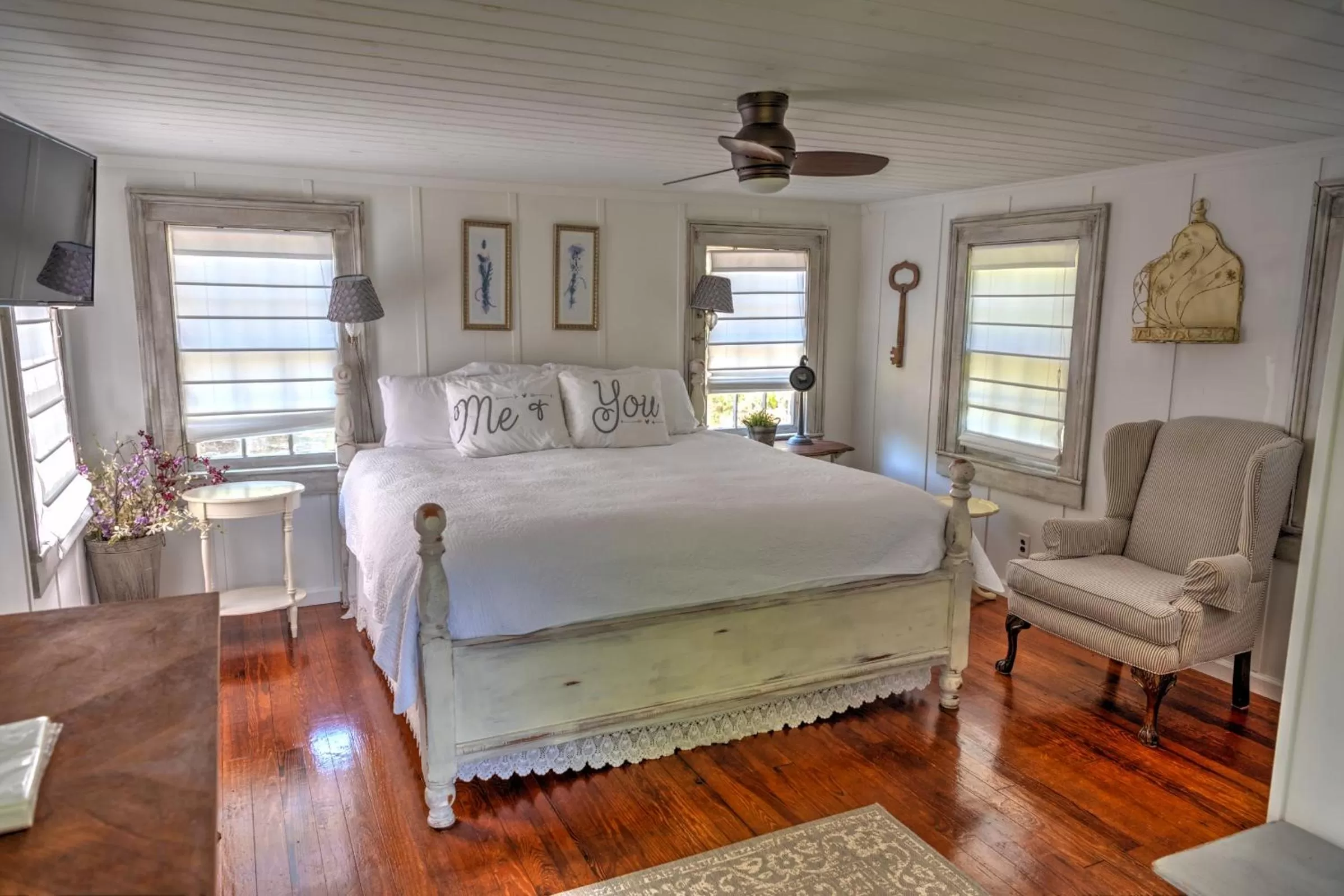 Bed in Open Gates Bed & Breakfast