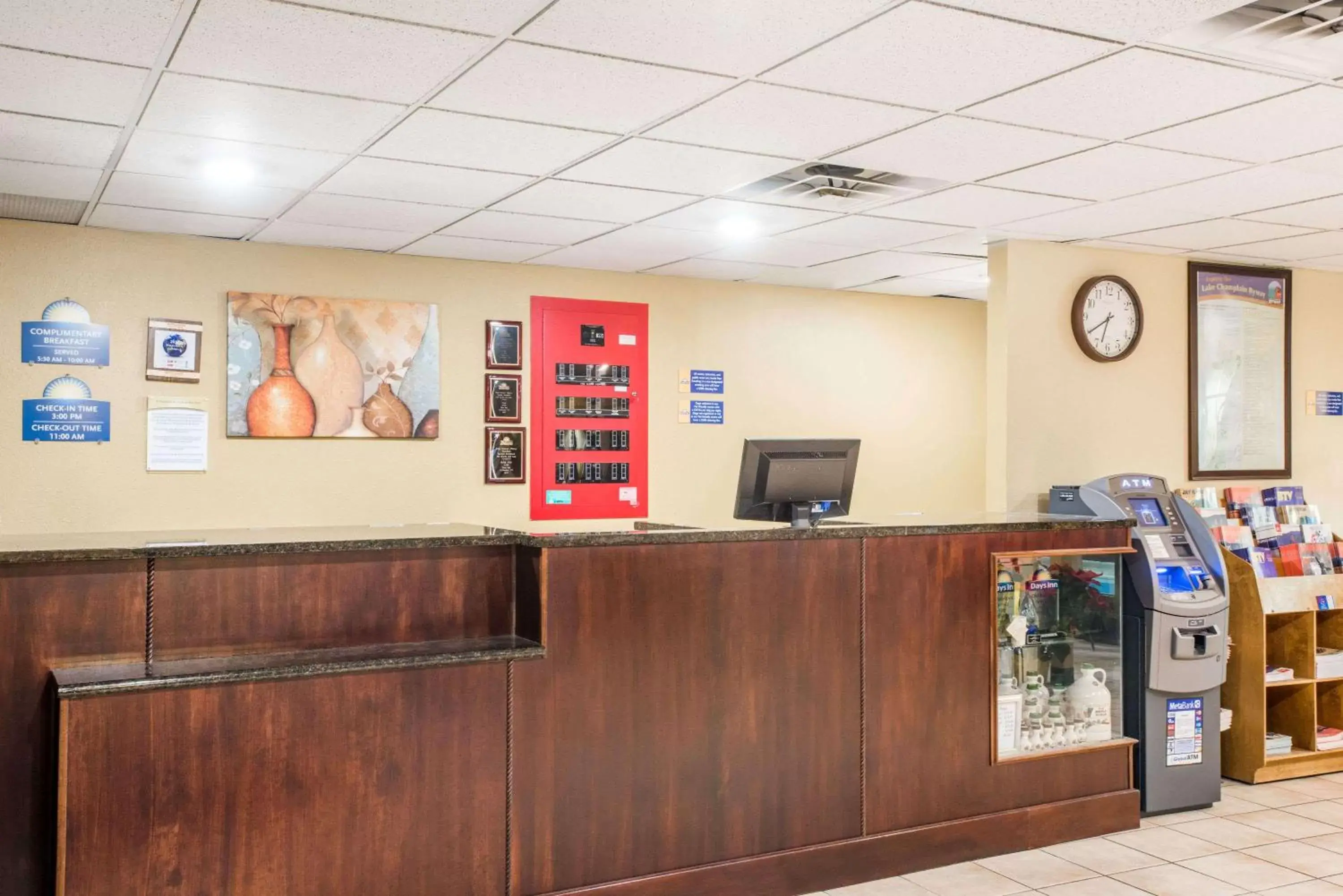 Lobby or reception, Lobby/Reception in Days Inn by Wyndham Colchester Burlington Lobby or reception, Lobby/Reception in Days Inn by Wyndham Colchester Burlington