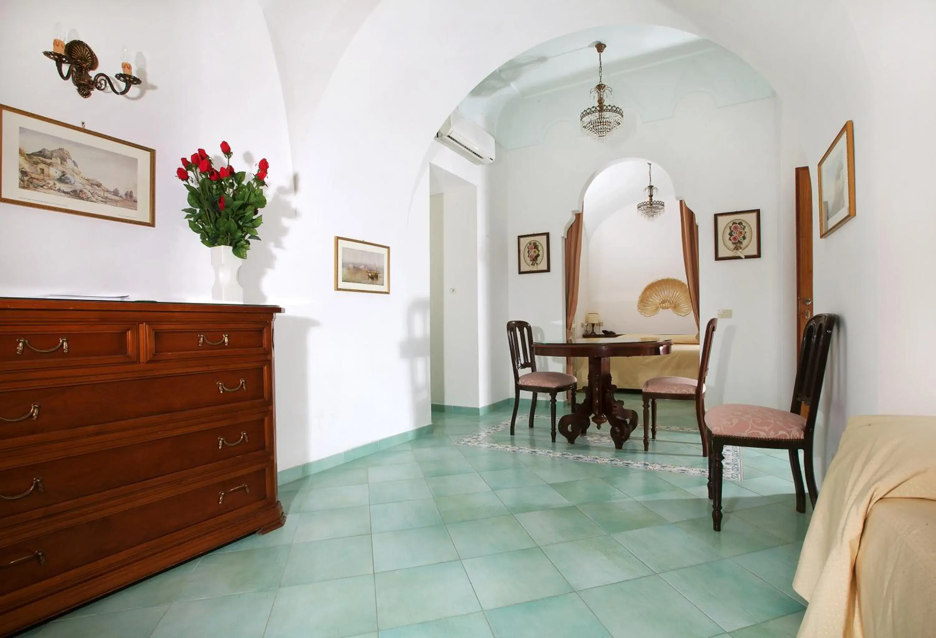 Photo of the whole room, Dining Area in Hotel San Felice