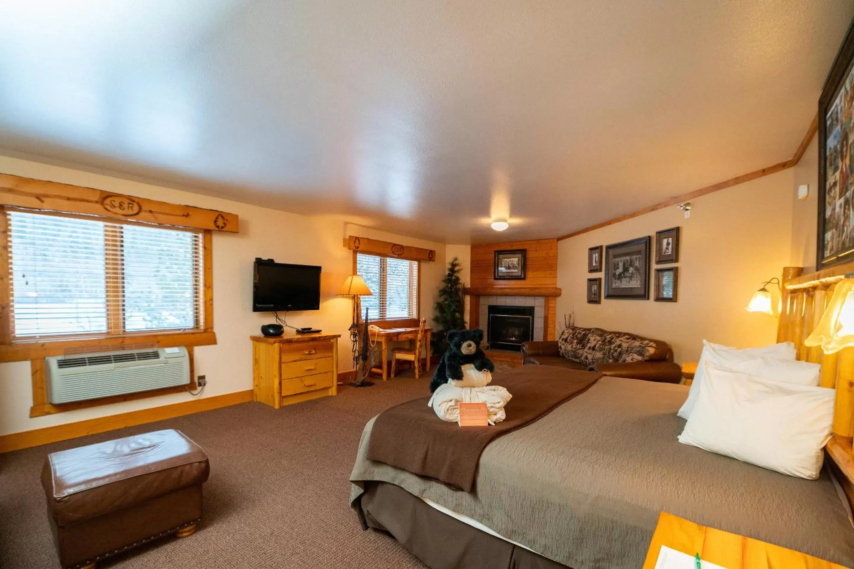 Calamity Jane Suite in Spearfish Canyon Lodge