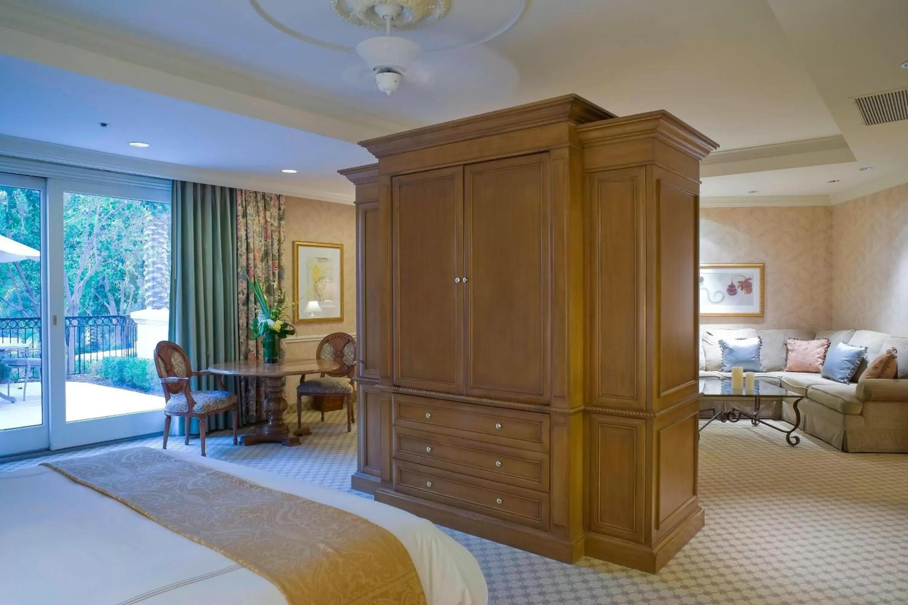 Bedroom, Seating Area in JW Marriott Las Vegas Resort and Spa