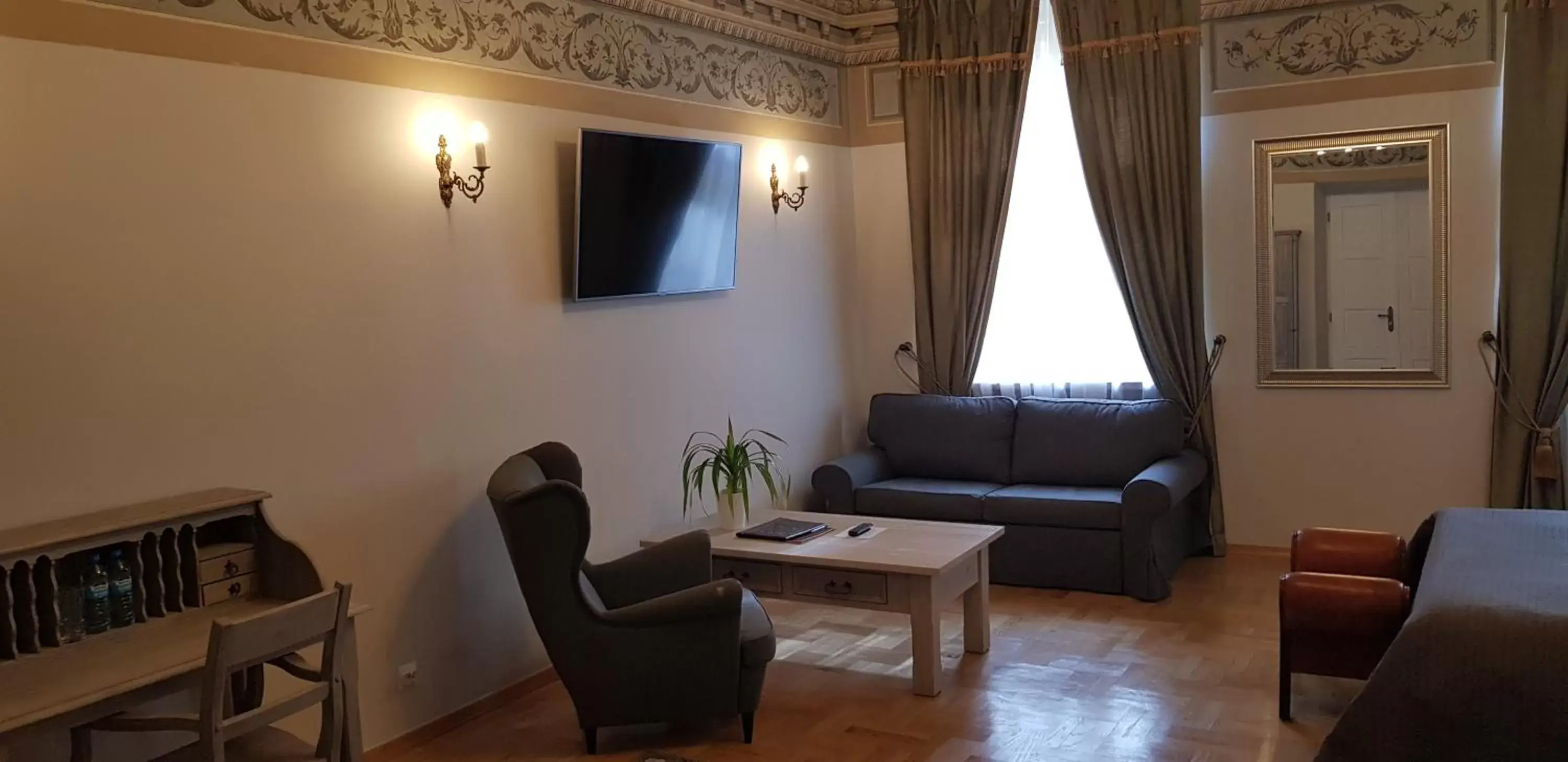 Living room, TV/Entertainment Center in Hotel Mikołaj