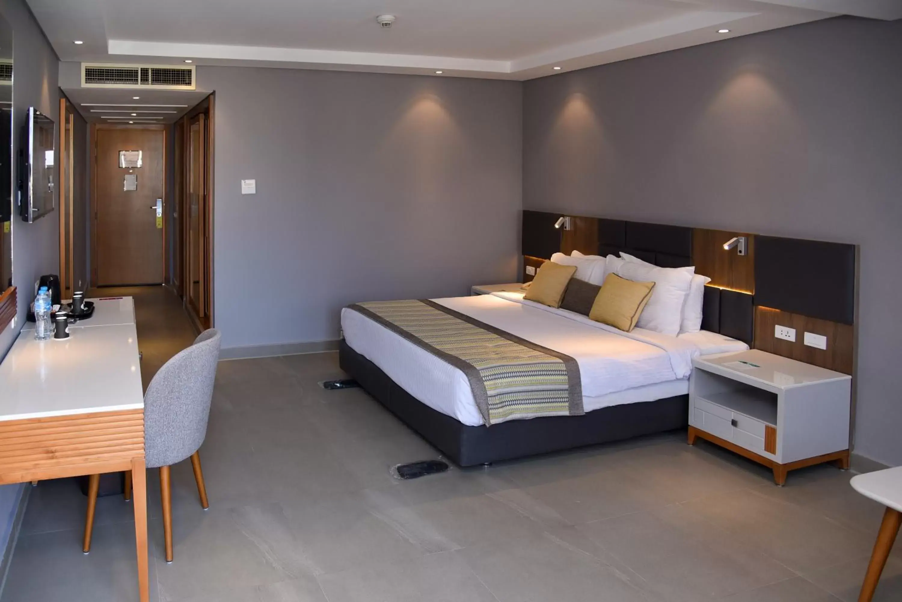 Jacuzzi Suite- Posh Club in Sunrise Diamond Beach Resort -Grand Select Jacuzzi Suite- Posh Club in Sunrise Diamond Beach Resort -Grand Select