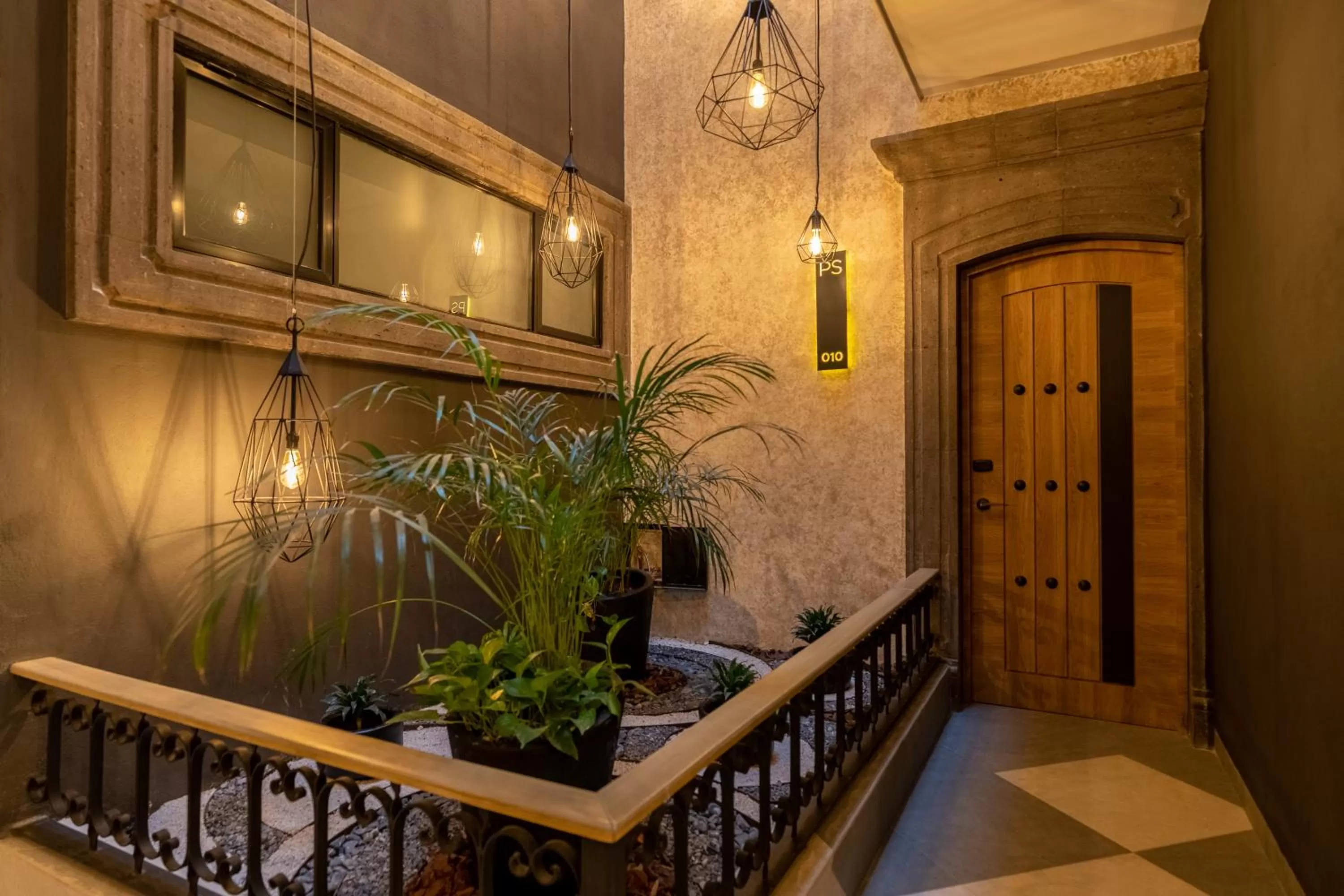 Property building in Hotel Patio Santiago