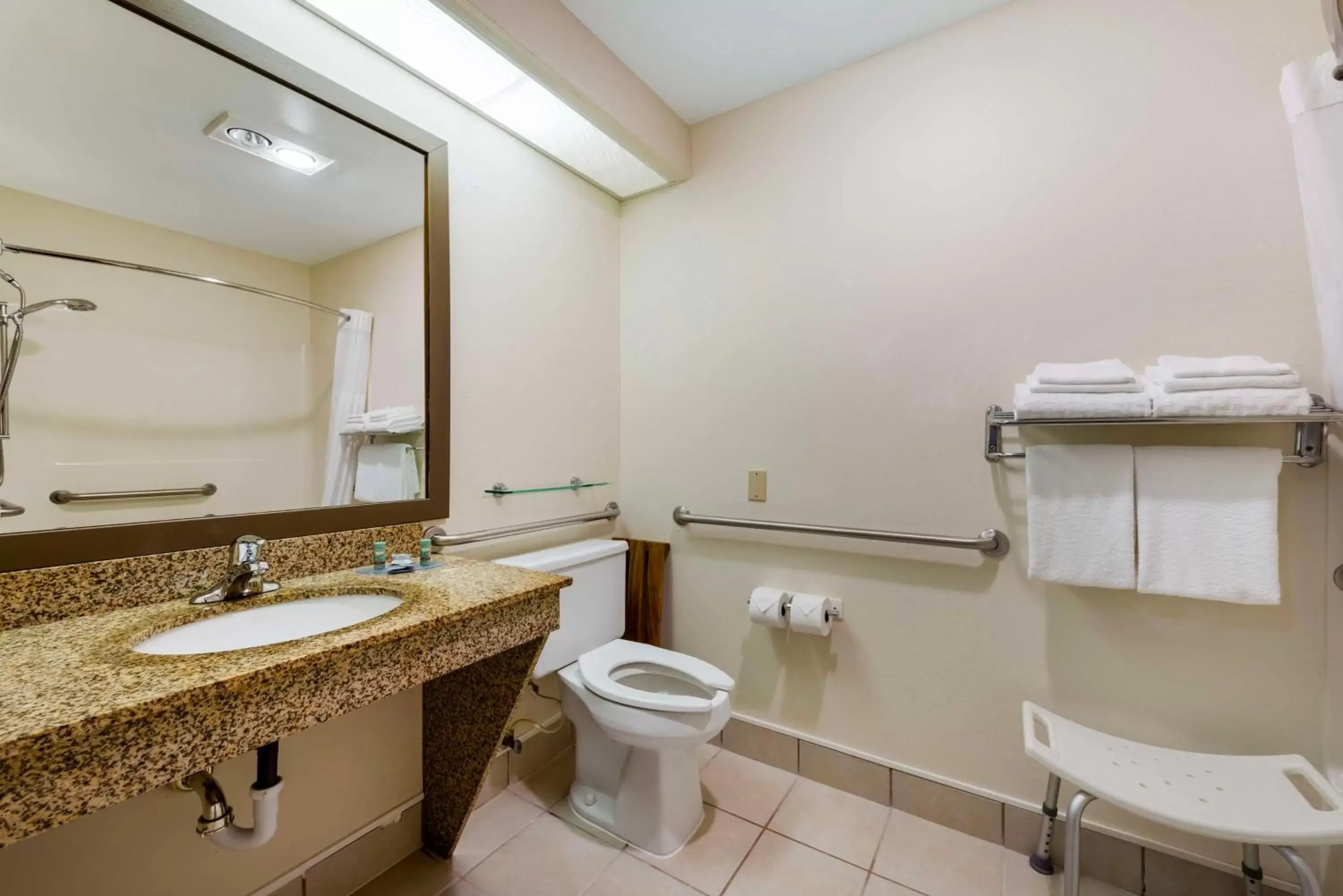 Bathroom in Best Western Spooner Riverplace