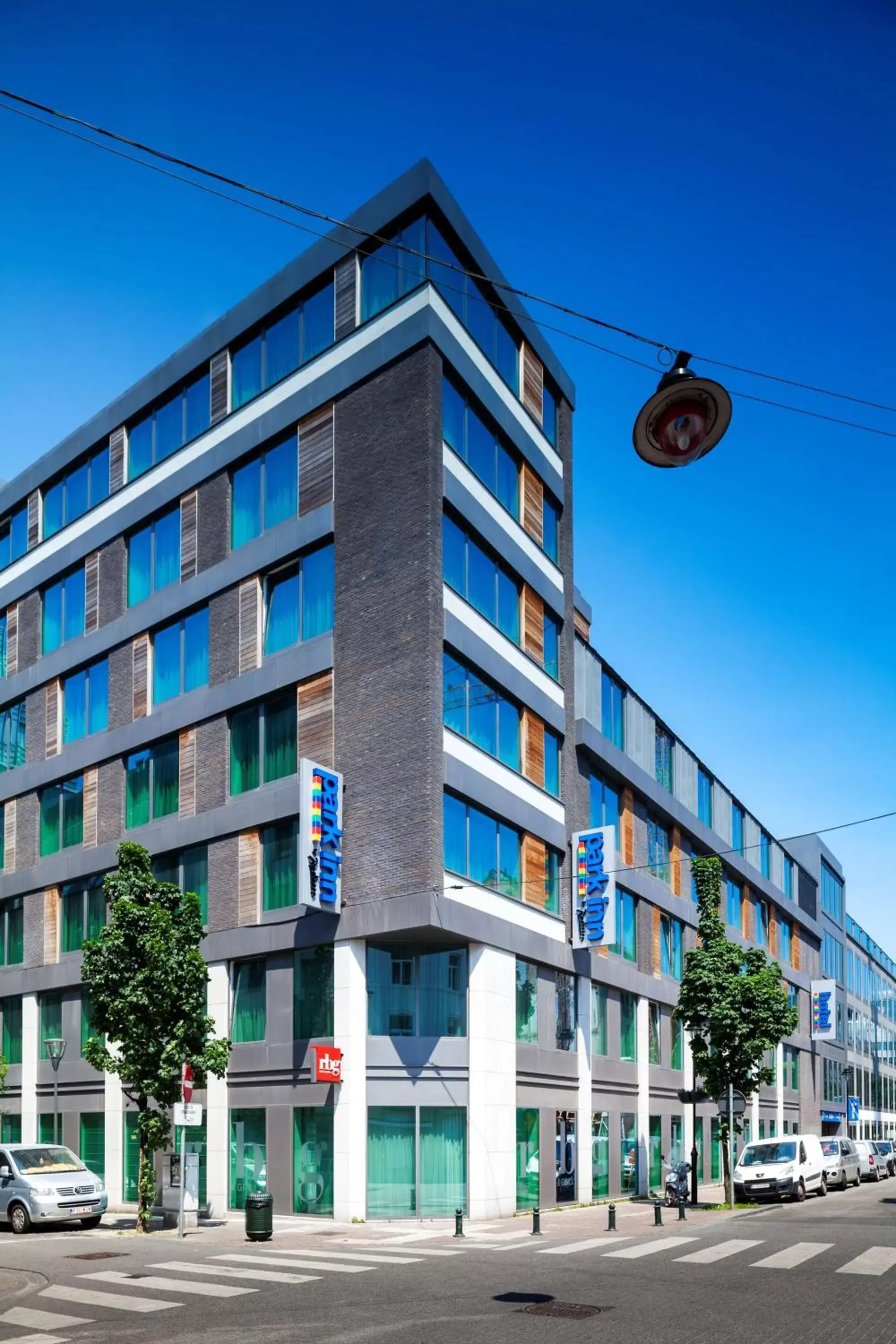 Property Building in Hotel Park Inn by Radisson Brussels Midi