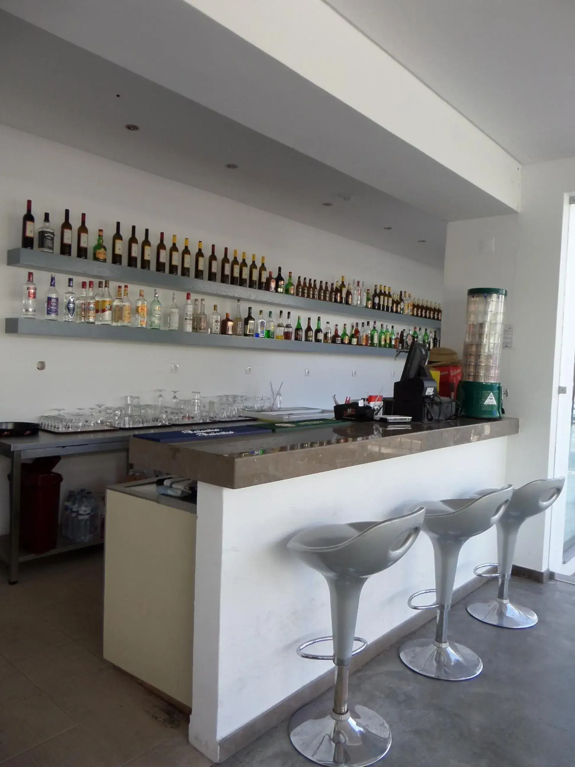 Restaurant/places to eat, Lounge/Bar in Vila Recife Hotel