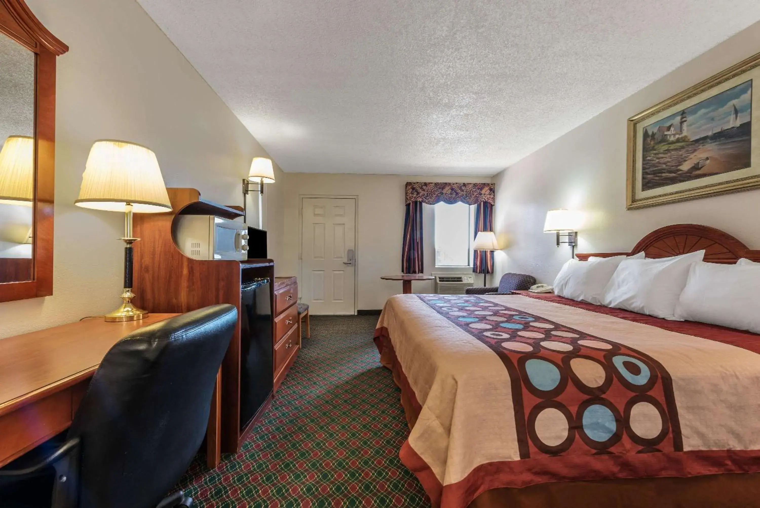 Deluxe King Room - Non-Smoking in Super 8 by Wyndham Eastland Deluxe King Room - Non-Smoking in Super 8 by Wyndham Eastland