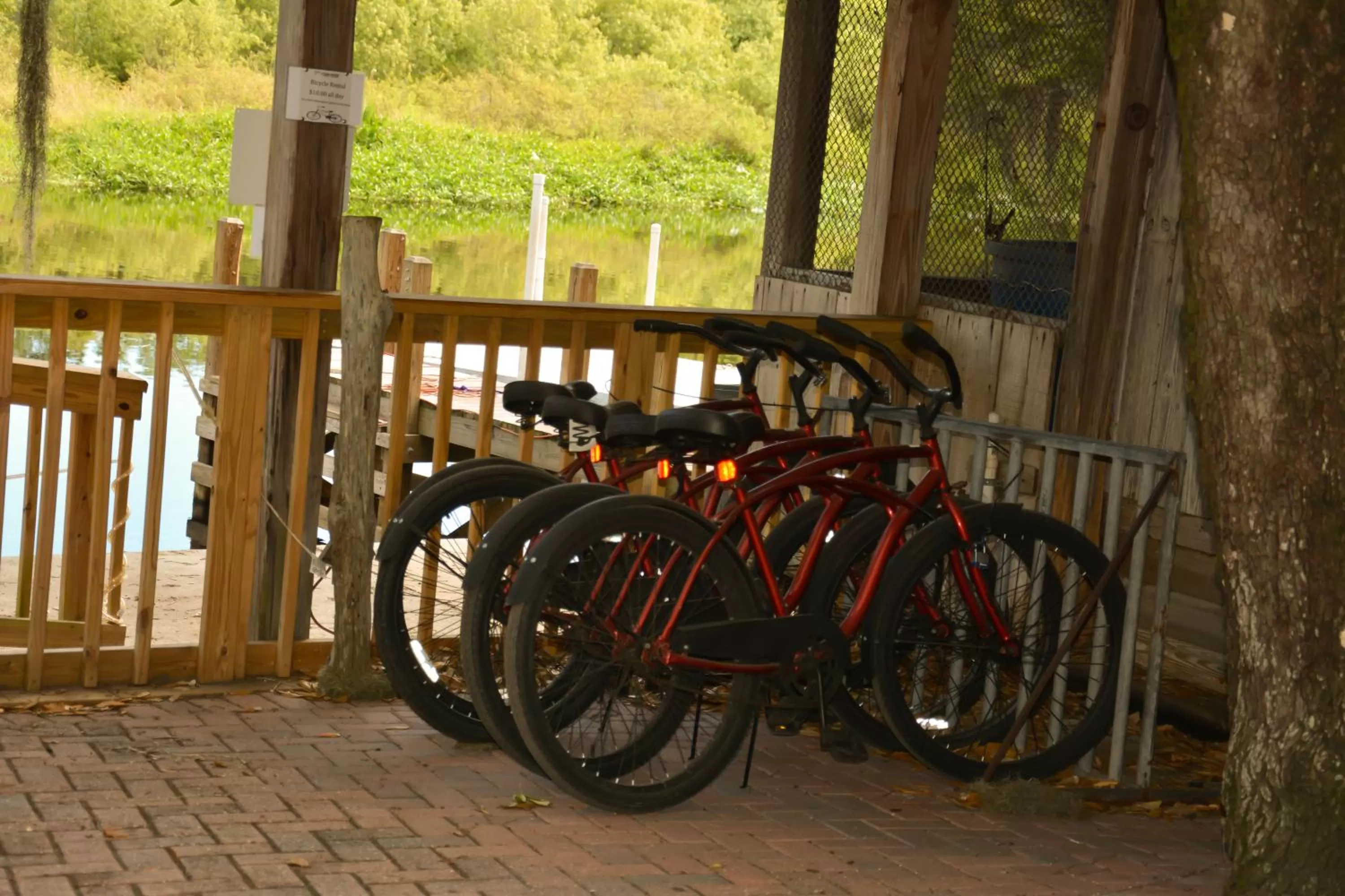 Camp Mack Lodge, Marina & RV Resort