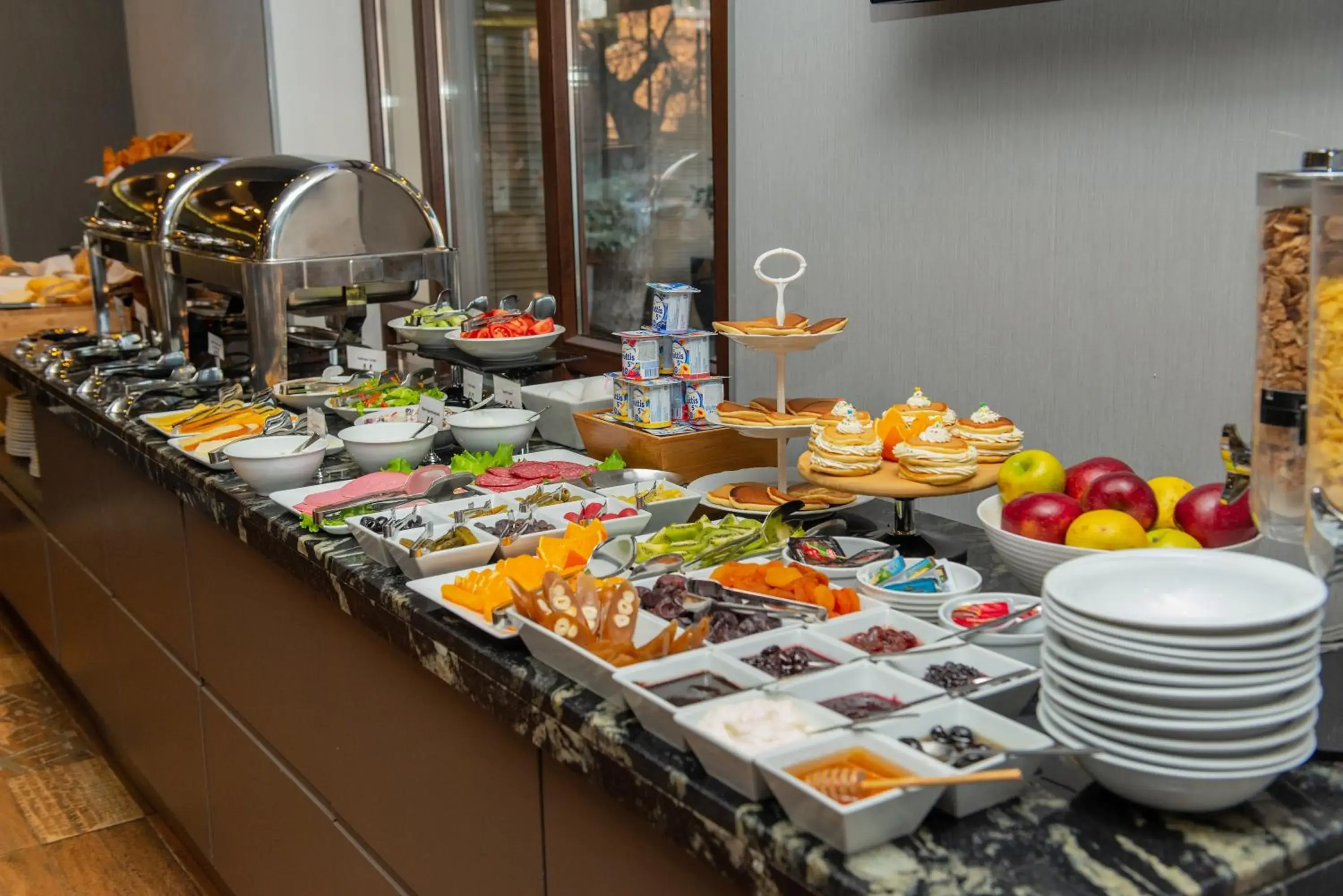 Buffet breakfast in City Avenue Hotel