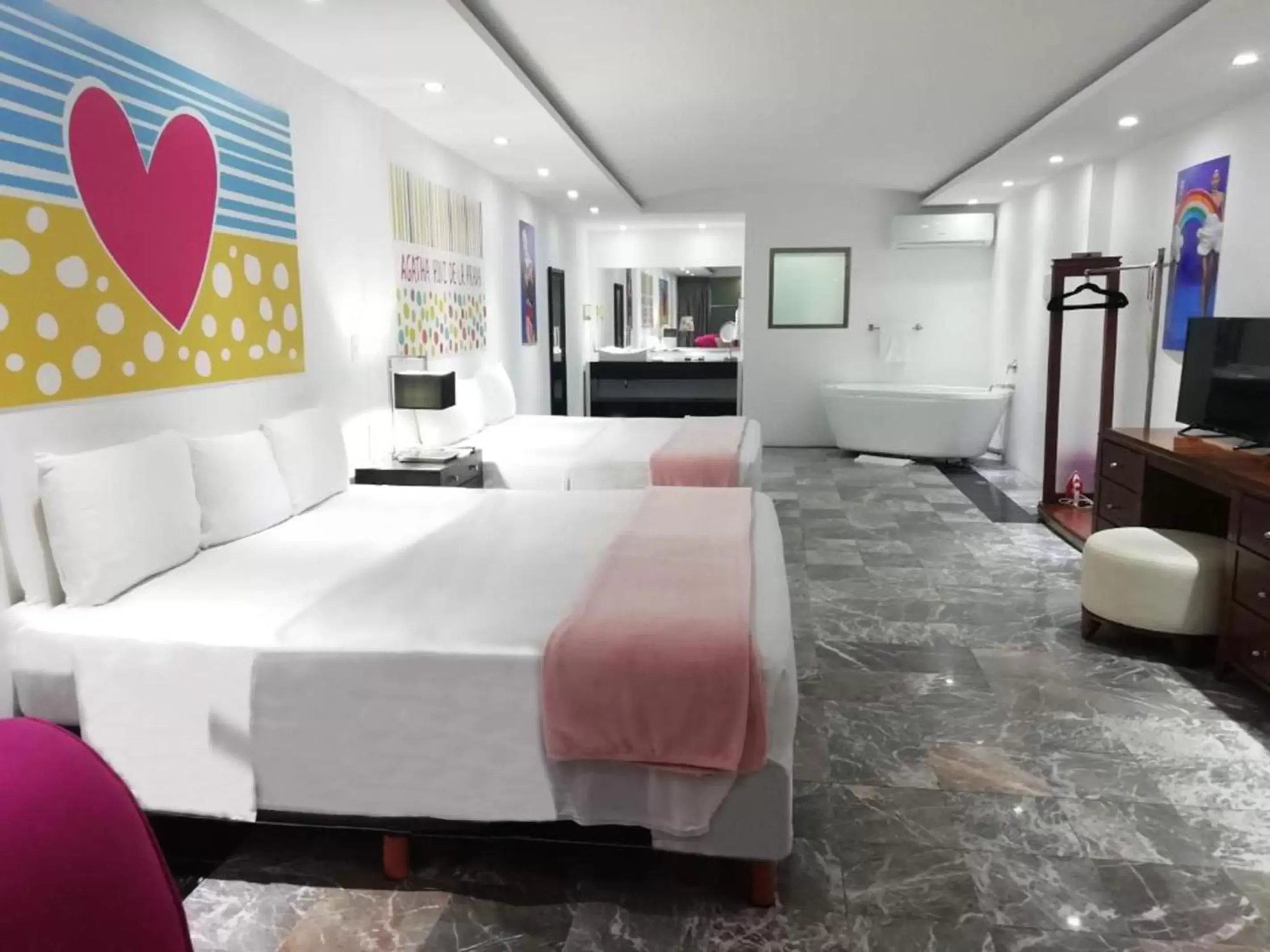 Photo of the whole room, Bed in MayaFair Design Hotel