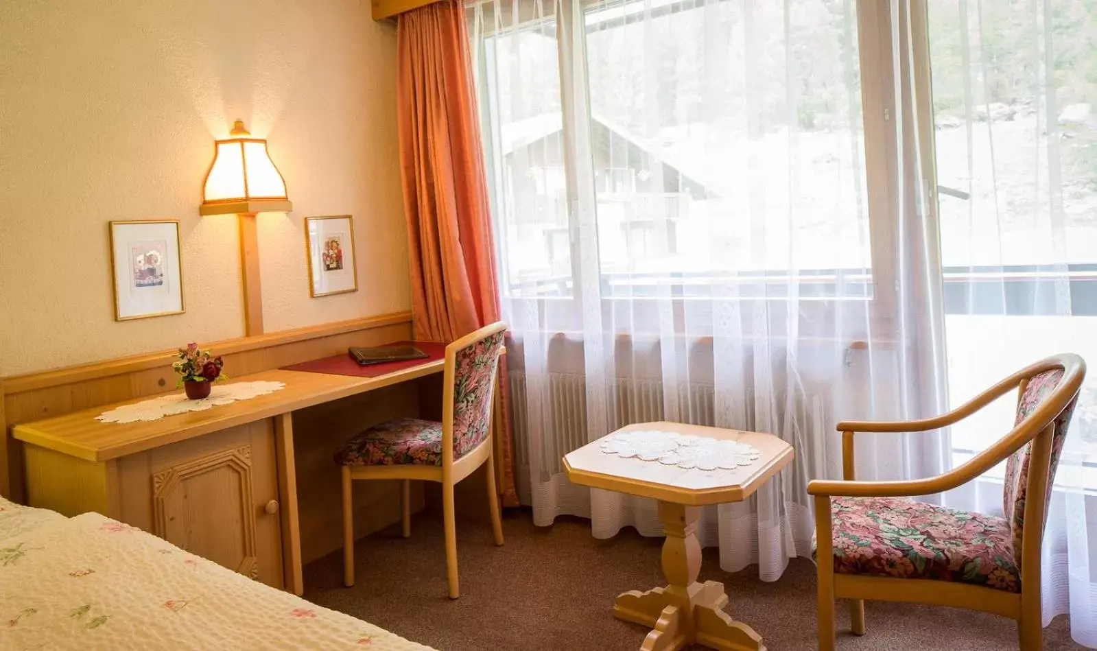 Photo of the whole room, Seating Area in Hotel Alpenhof