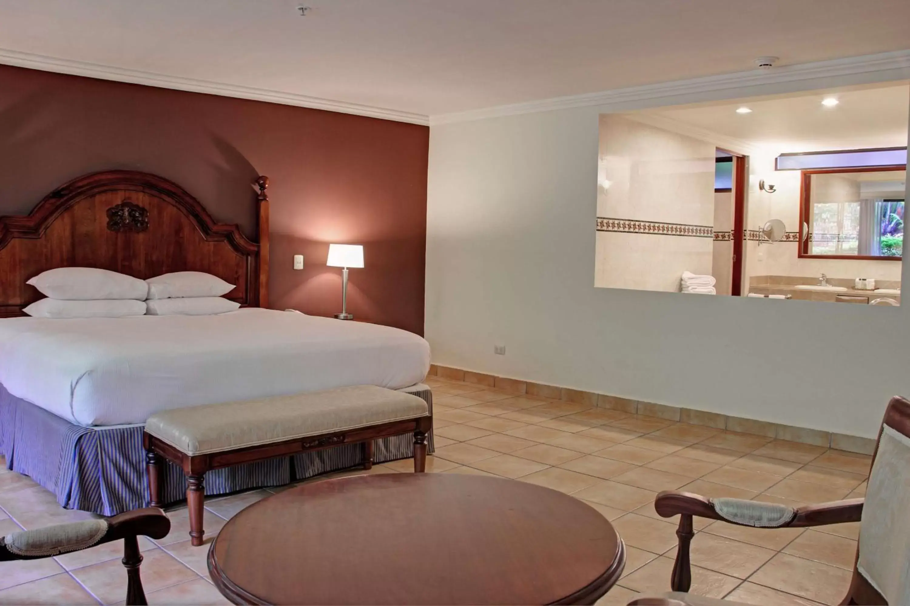 Bed in Hilton Cariari DoubleTree San Jose - Costa Rica