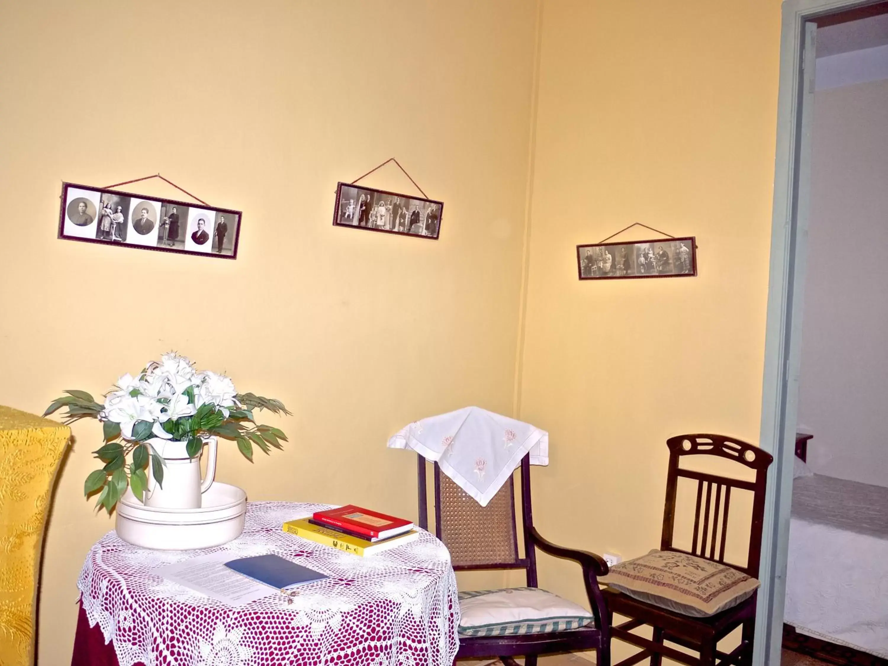 Coffee/tea facilities, Seating Area in Olmitos 3 Hotel boutique, Casa-Palacio