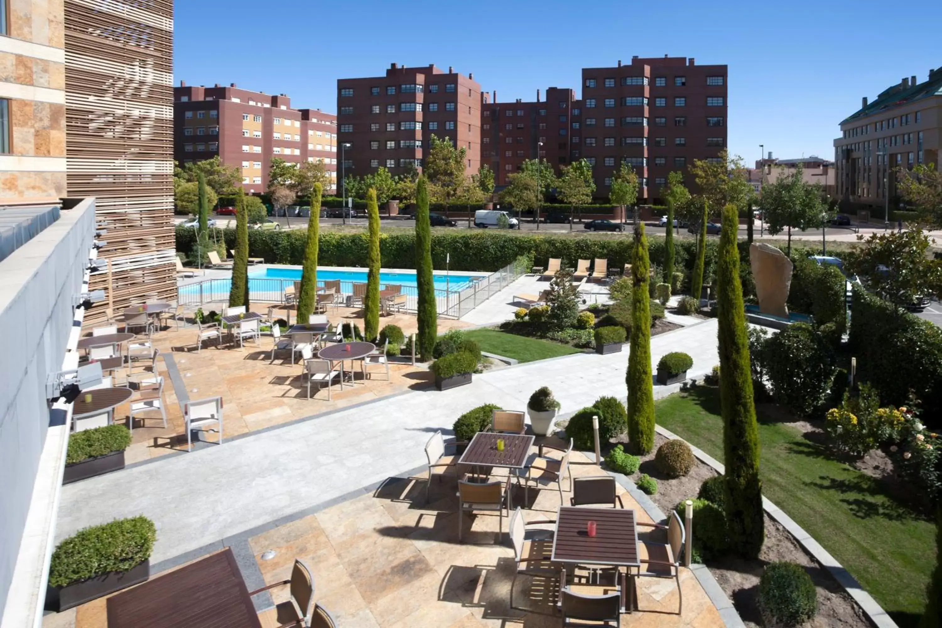 Swimming pool, Pool View in Sercotel Valladolid