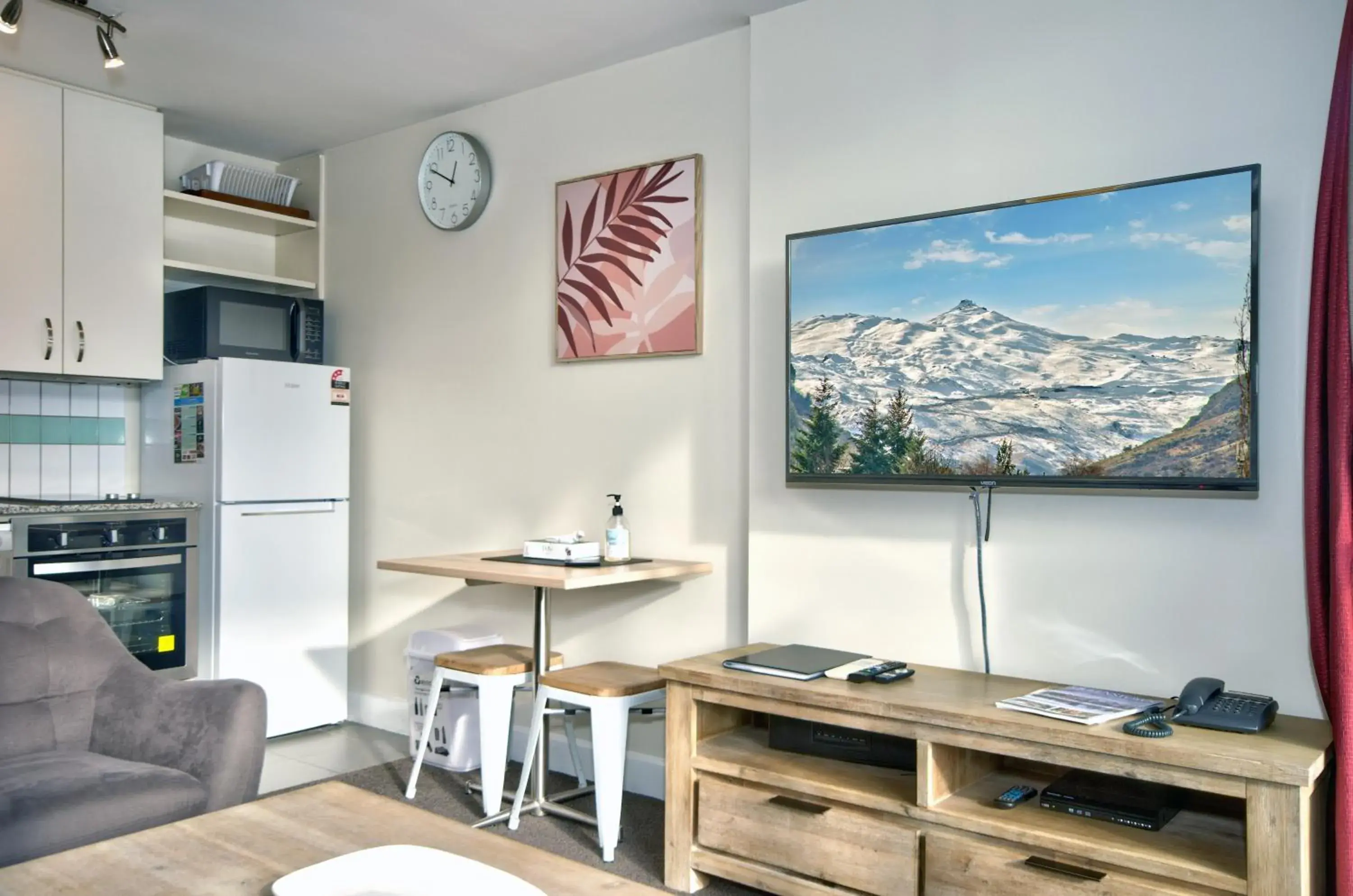 Kitchen/Kitchenette in The Whistler Holiday Apartments
