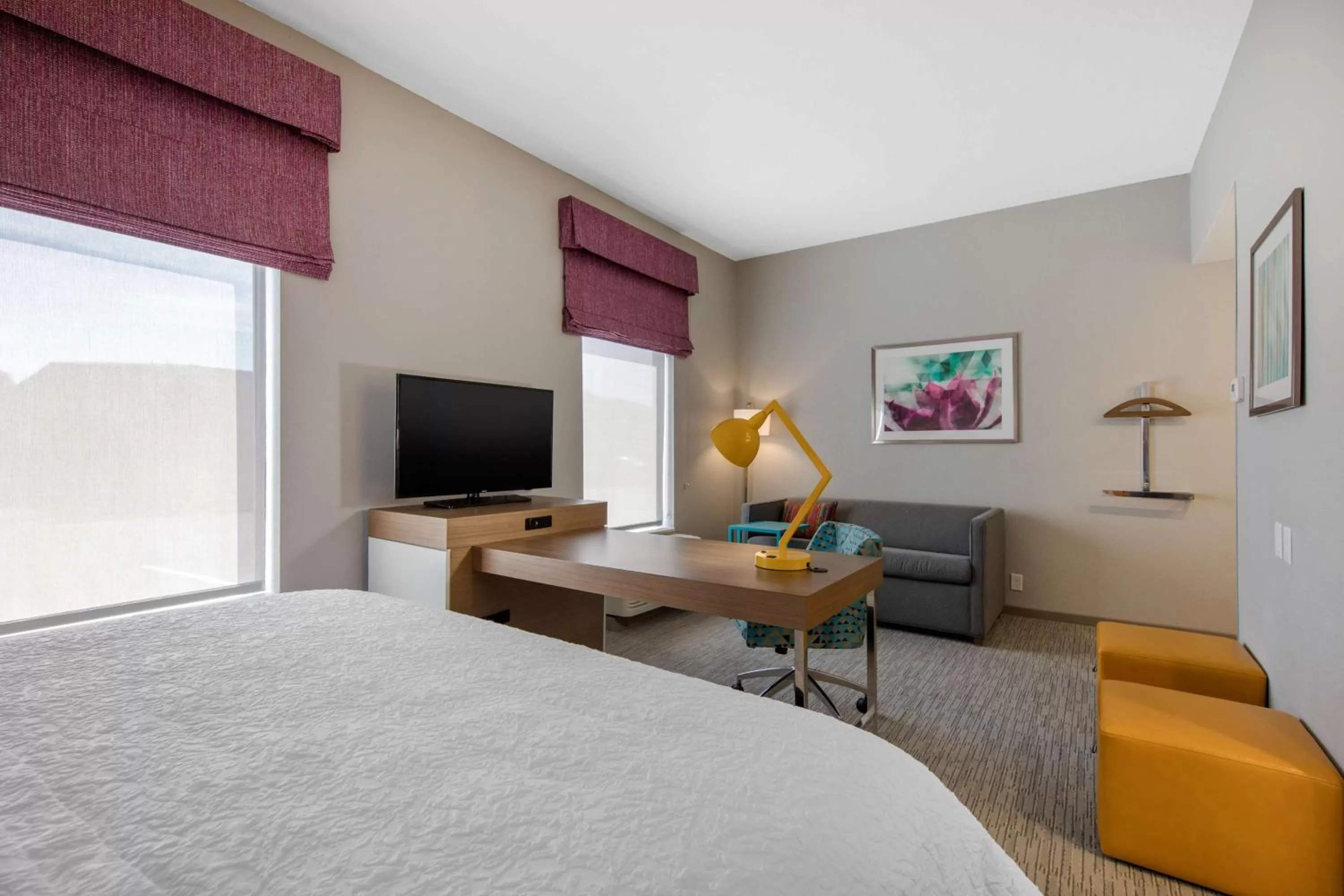 Bedroom, Bed in Hampton Inn & Suites Ruidoso Downs