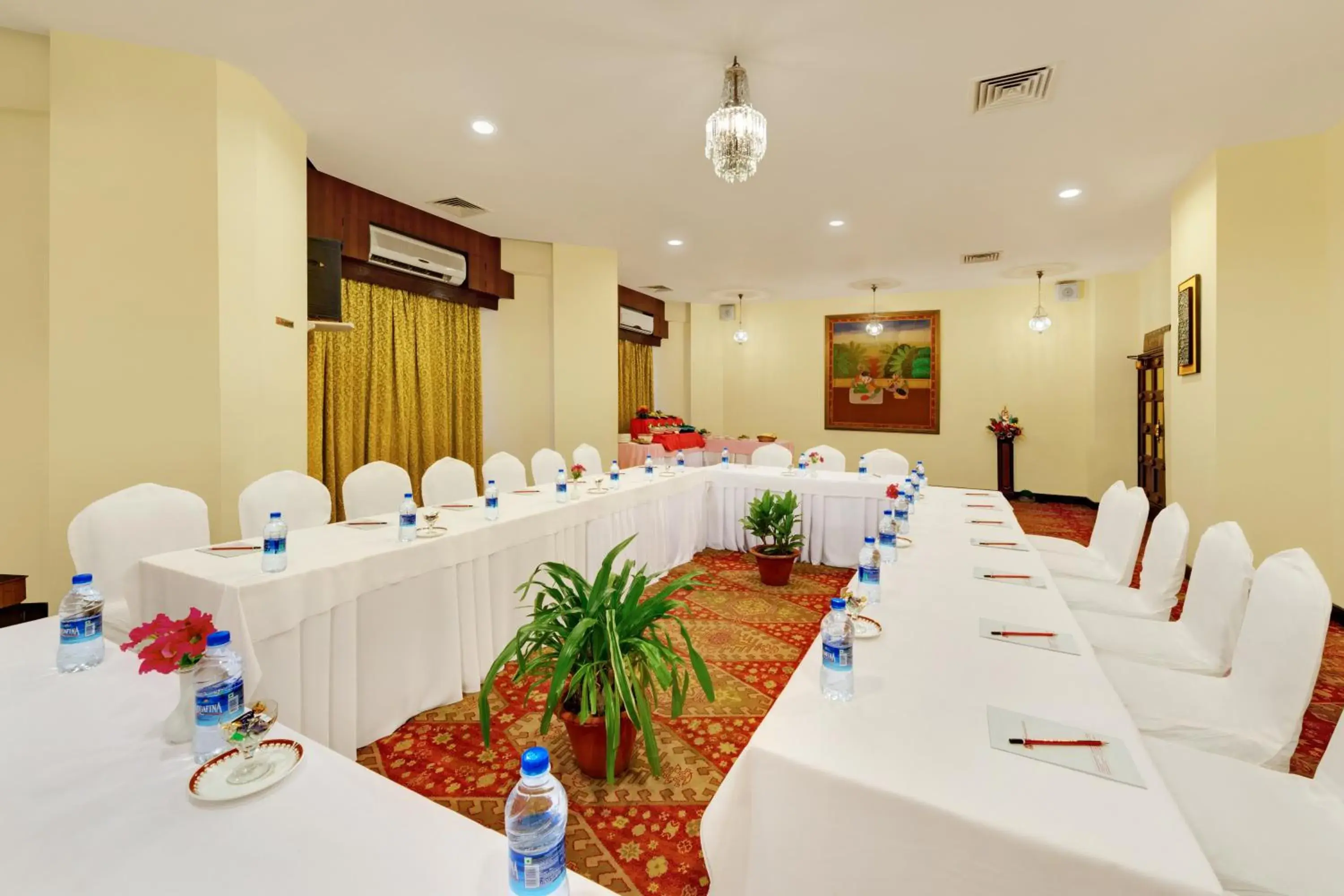 Business facilities, Business Area/Conference Room in The Ambassador Ajanta