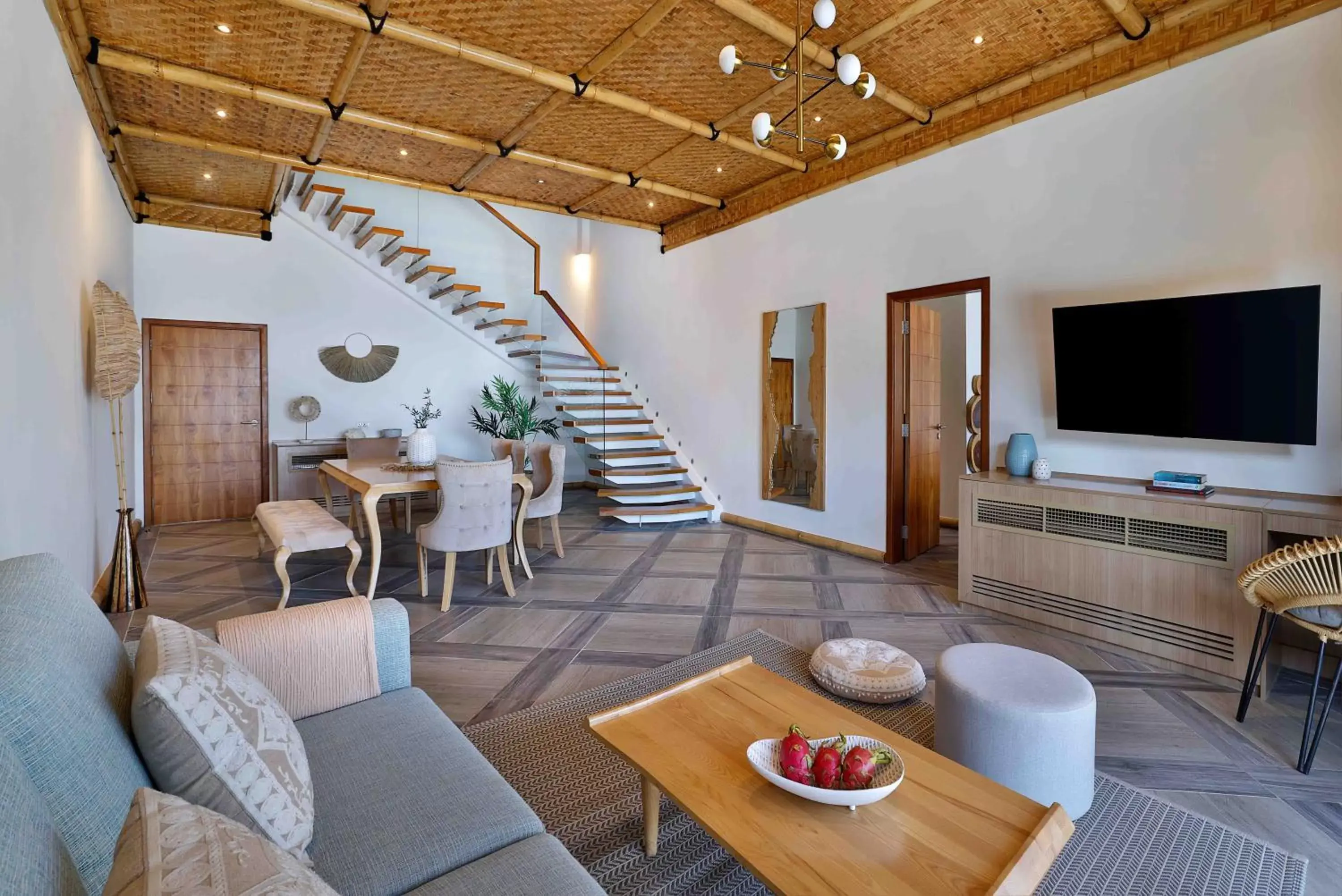 Living room, Seating Area in Anantara World Islands Dubai Resort