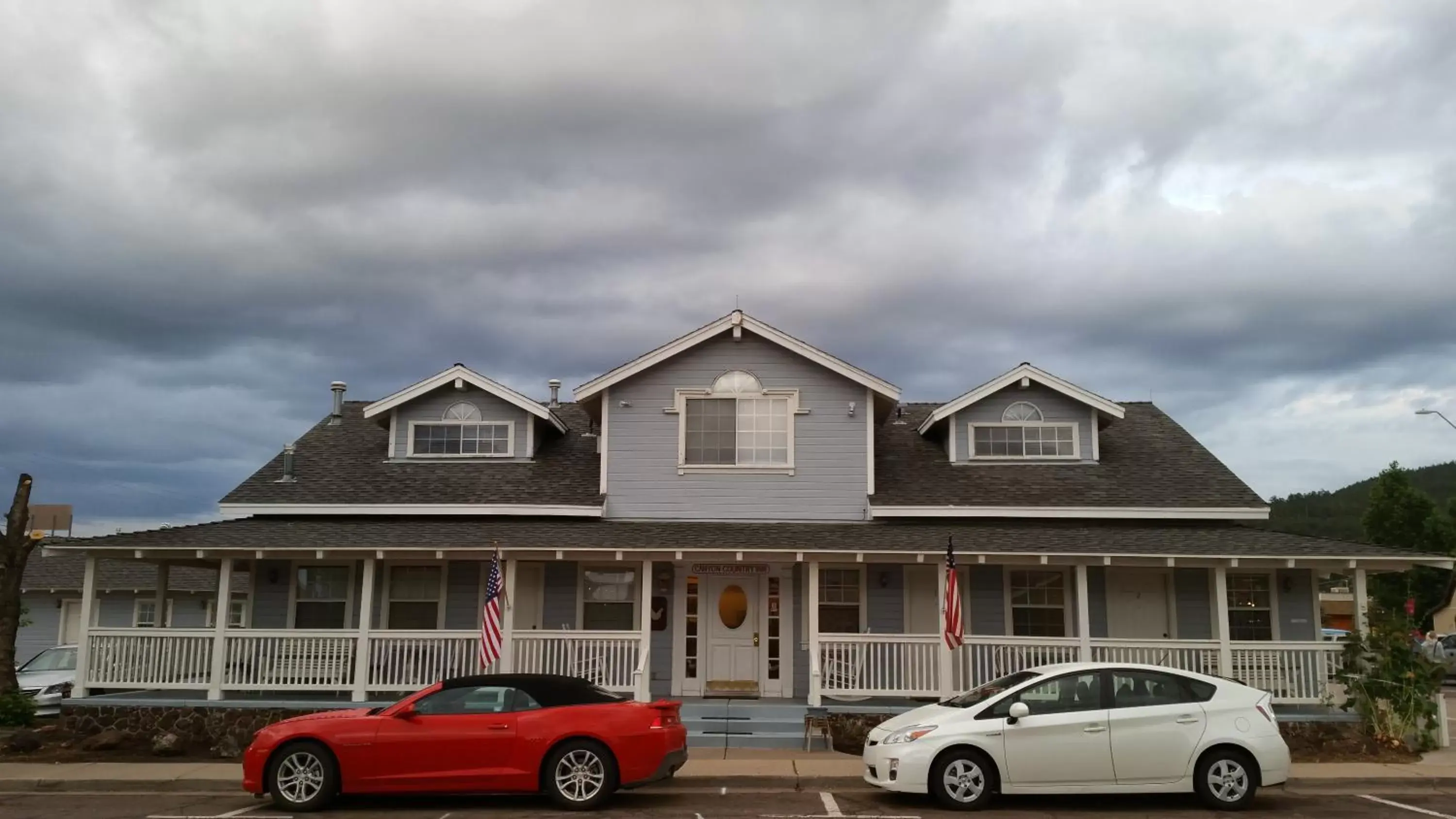 Nearby landmark, Property Building in Canyon Country Inn