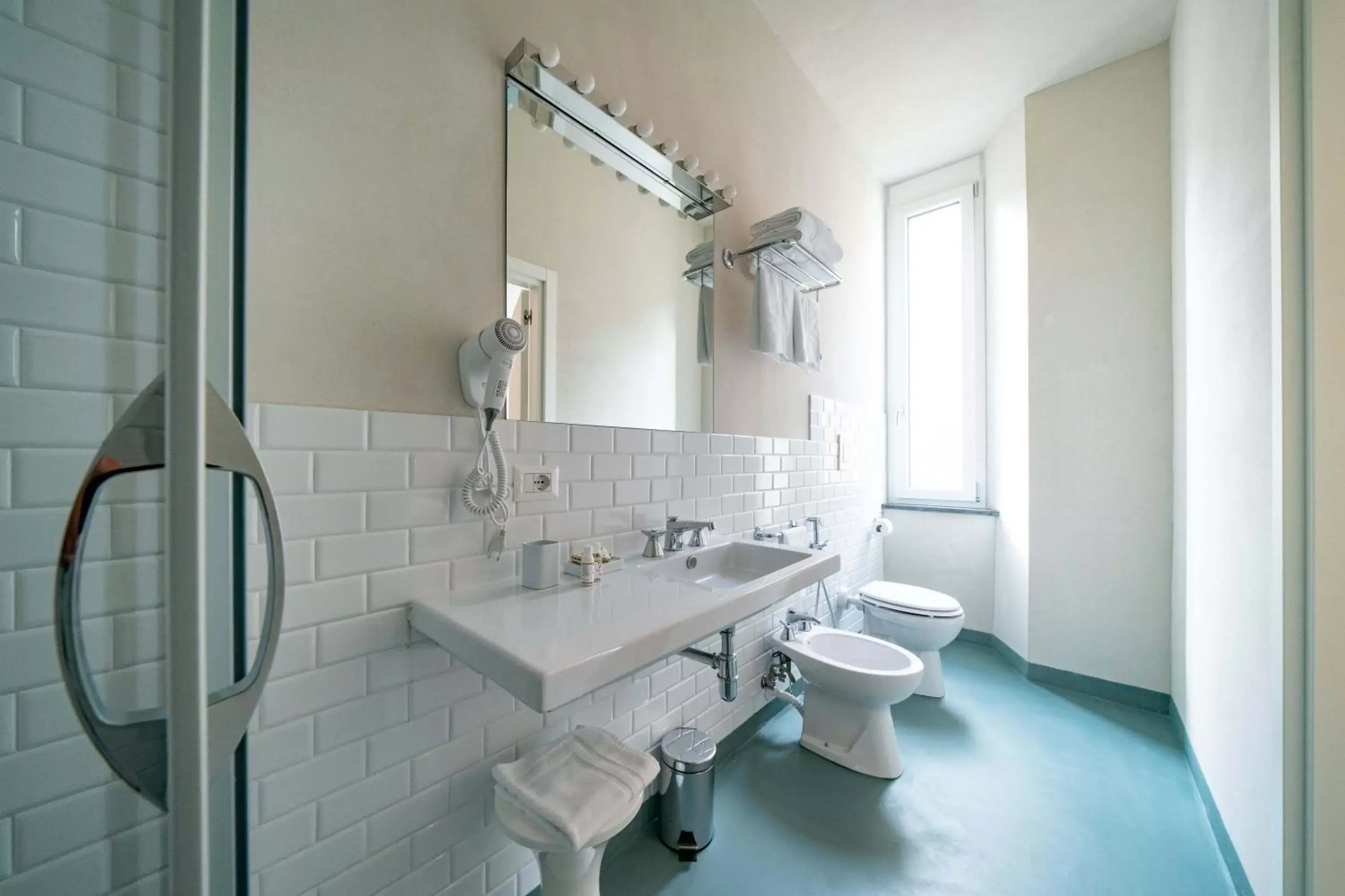 Bathroom in 21 Armeno