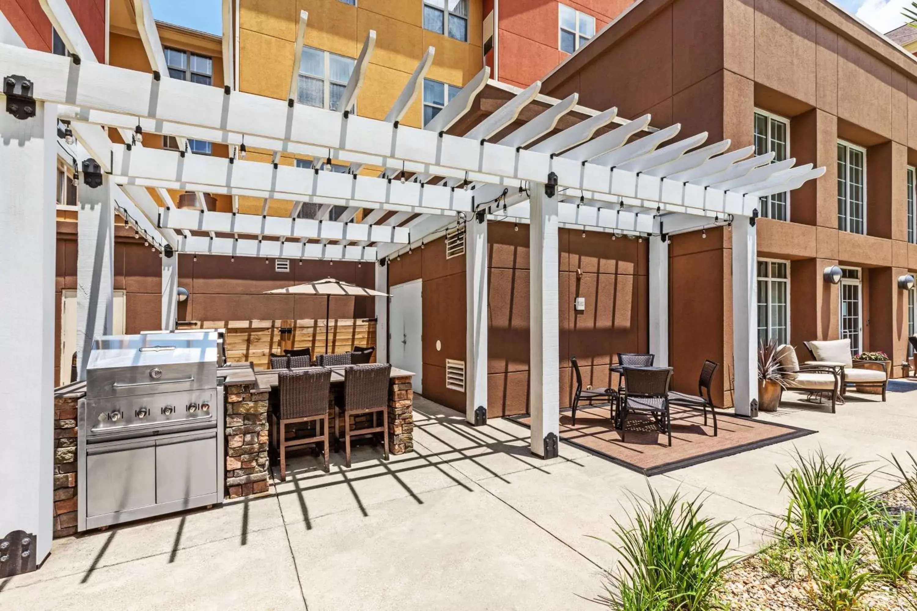 Patio in Homewood Suites by Hilton Shreveport