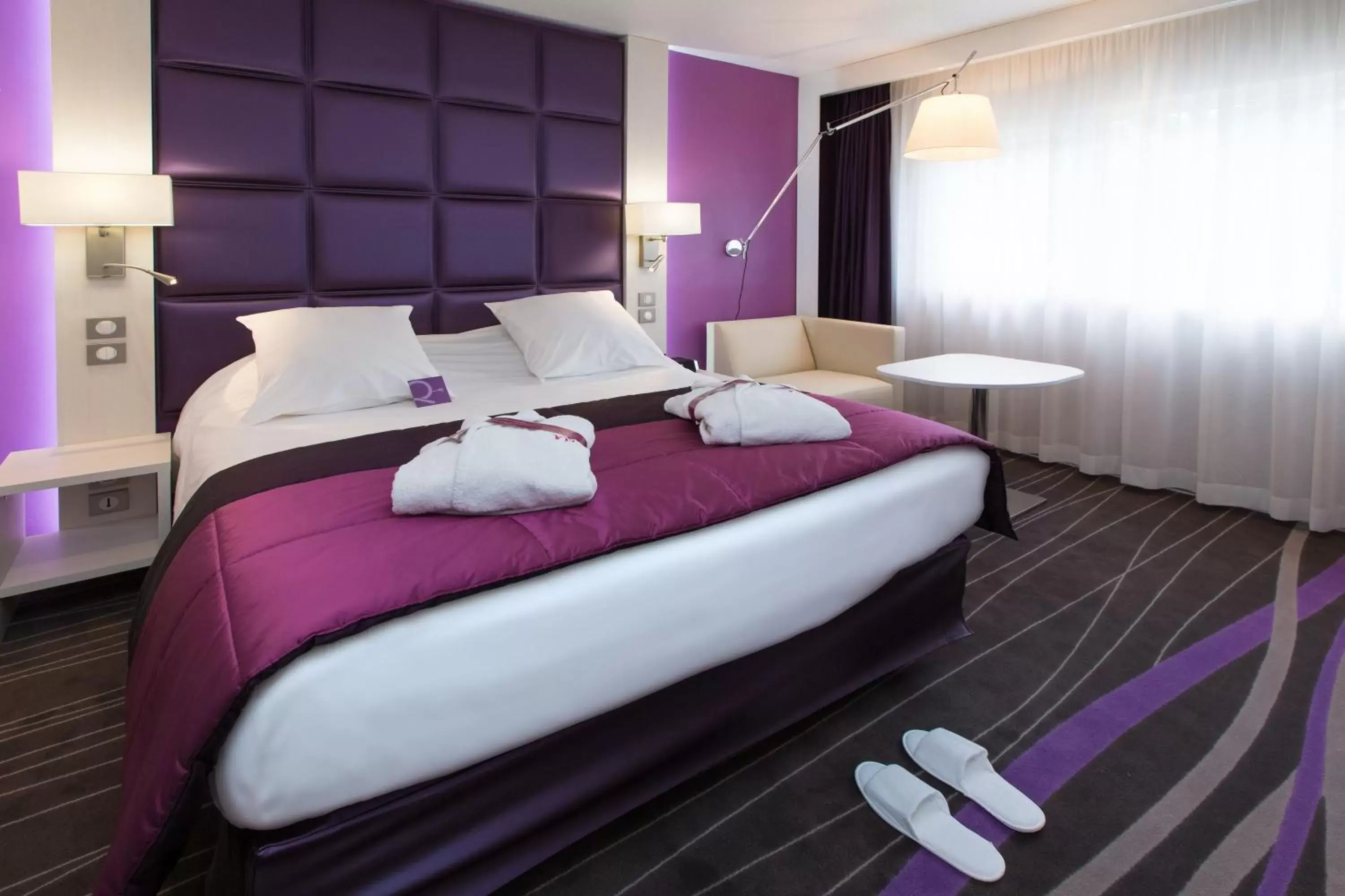 Photo of the whole room, Bed in Mercure Strasbourg Aéroport