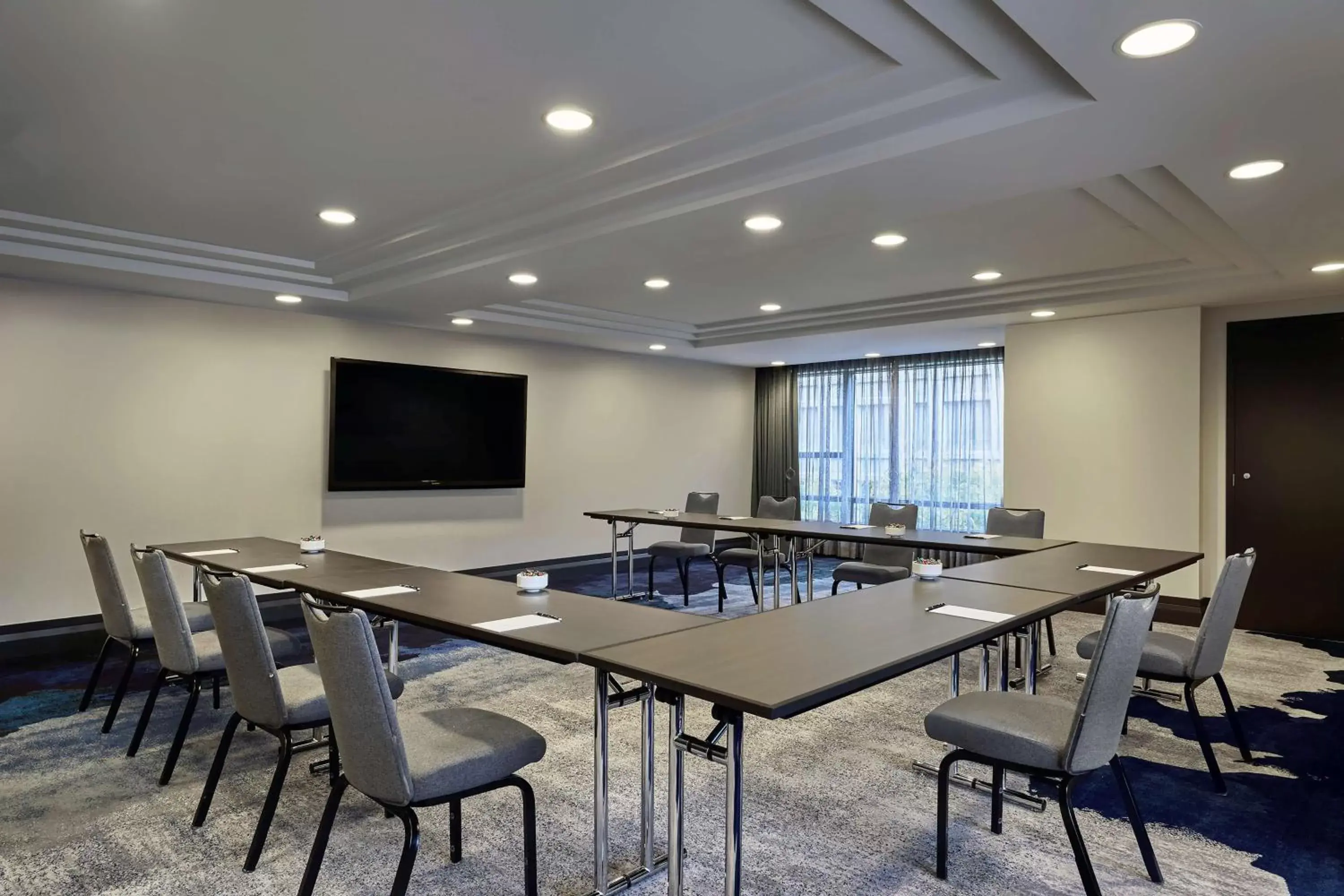 Meeting/conference room in Hotel 1000, LXR Hotels & Resorts