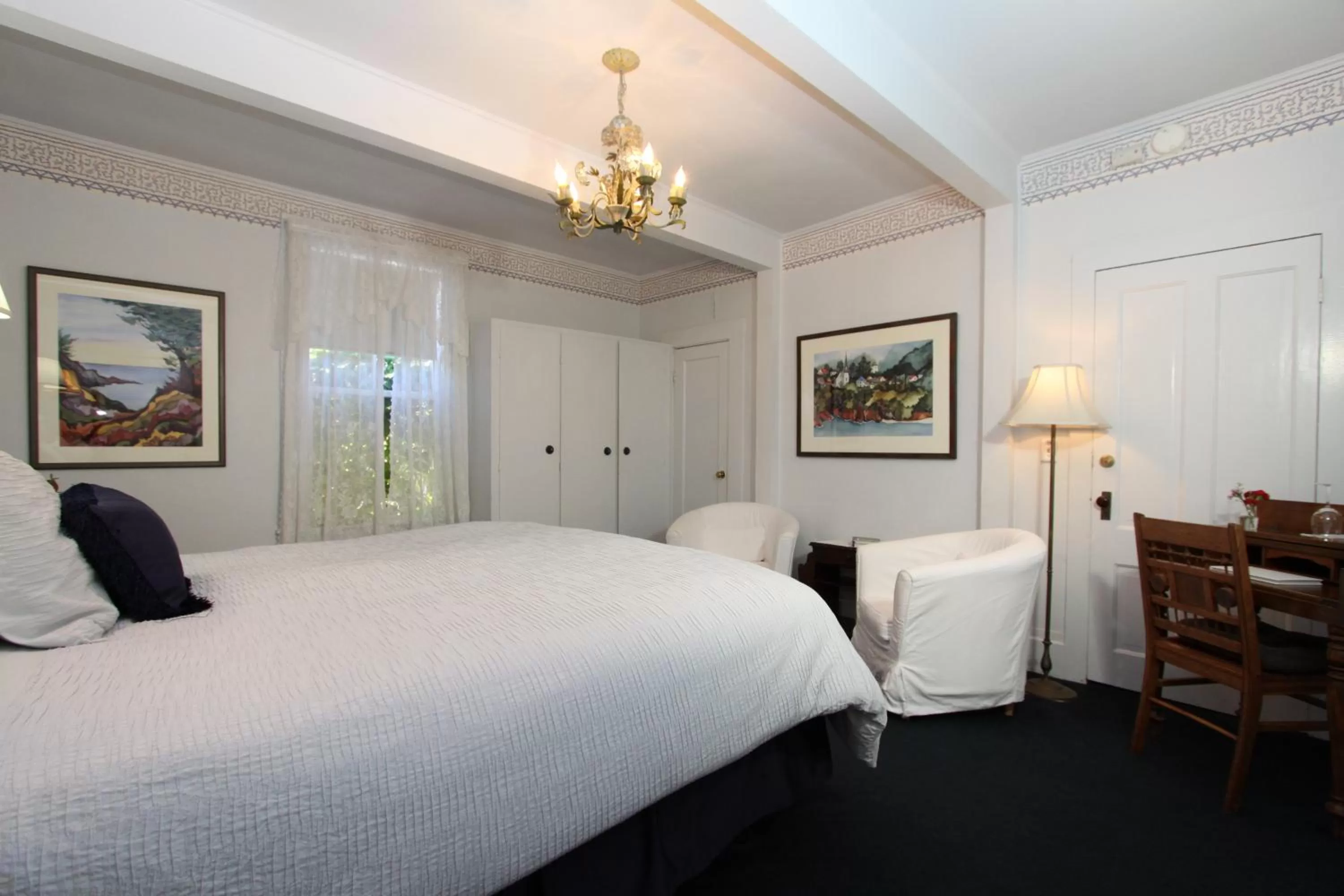 Bed in Seagull Inn Bed & Breakfast