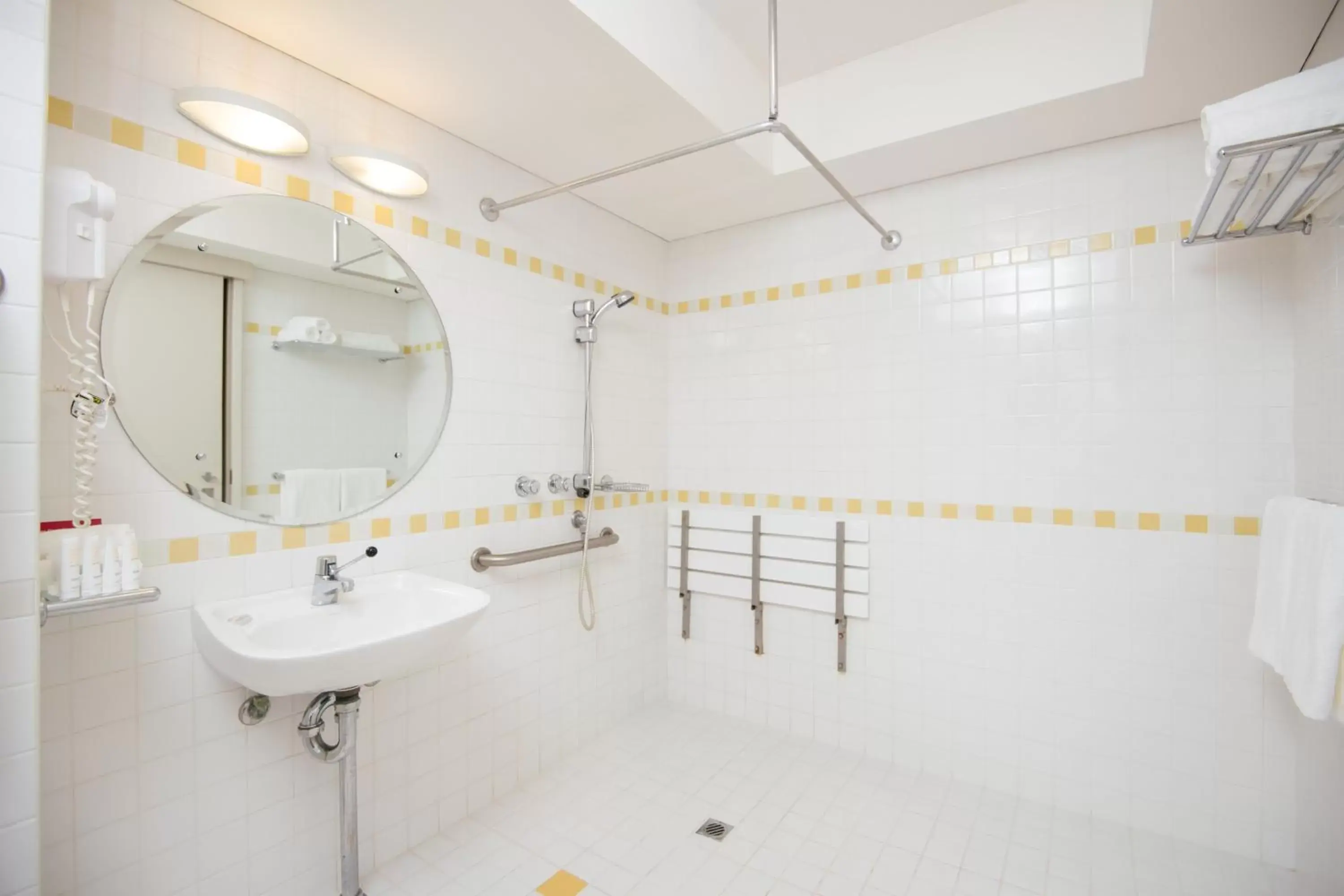 Bathroom in Crowne Plaza Perth, an IHG Hotel