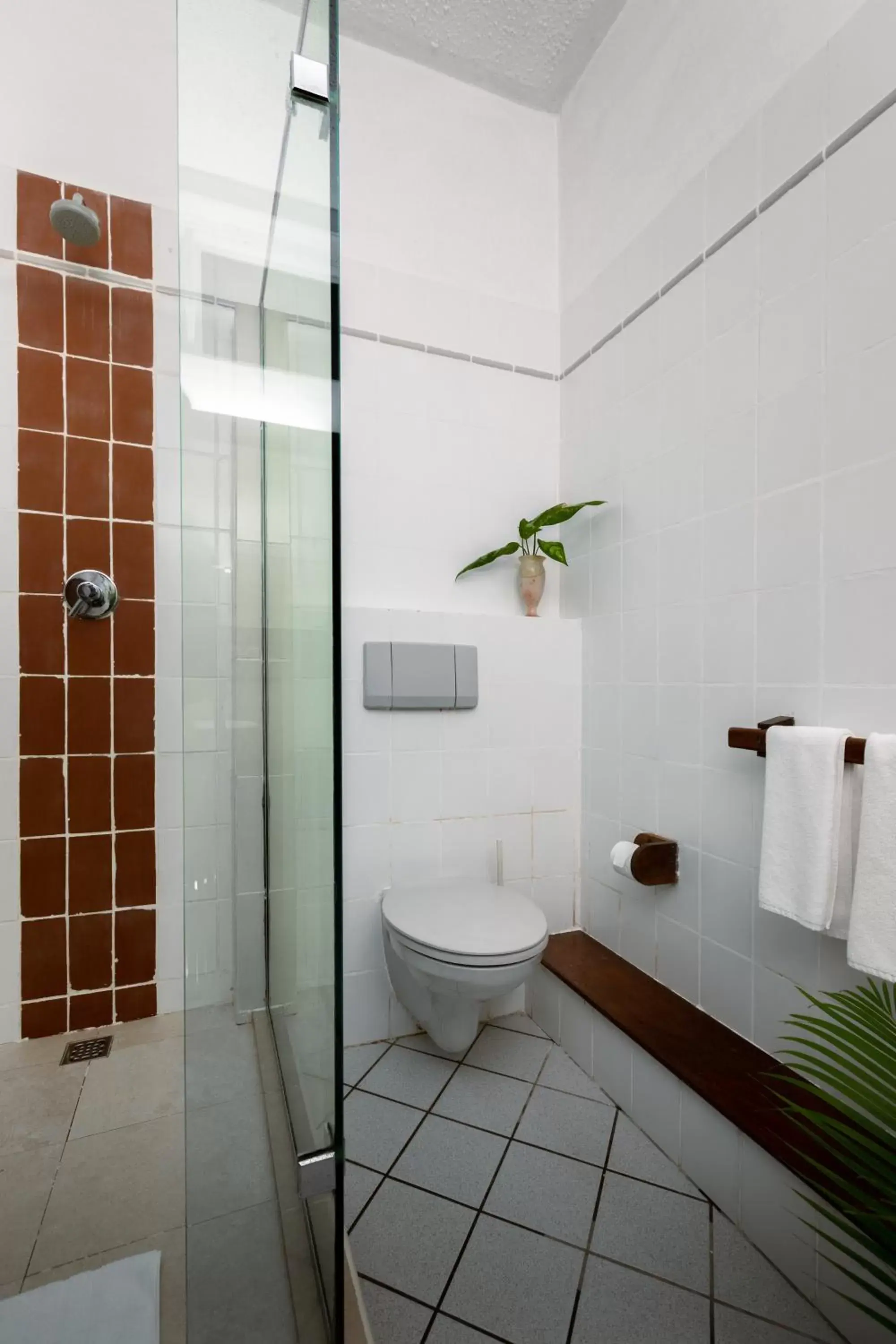 Toilet, Bathroom in Severin Sea Lodge