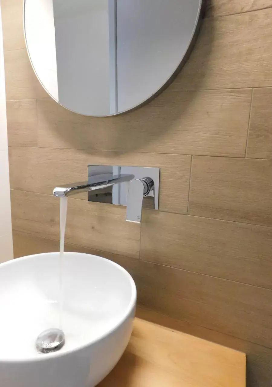 Bathroom in Novantuno