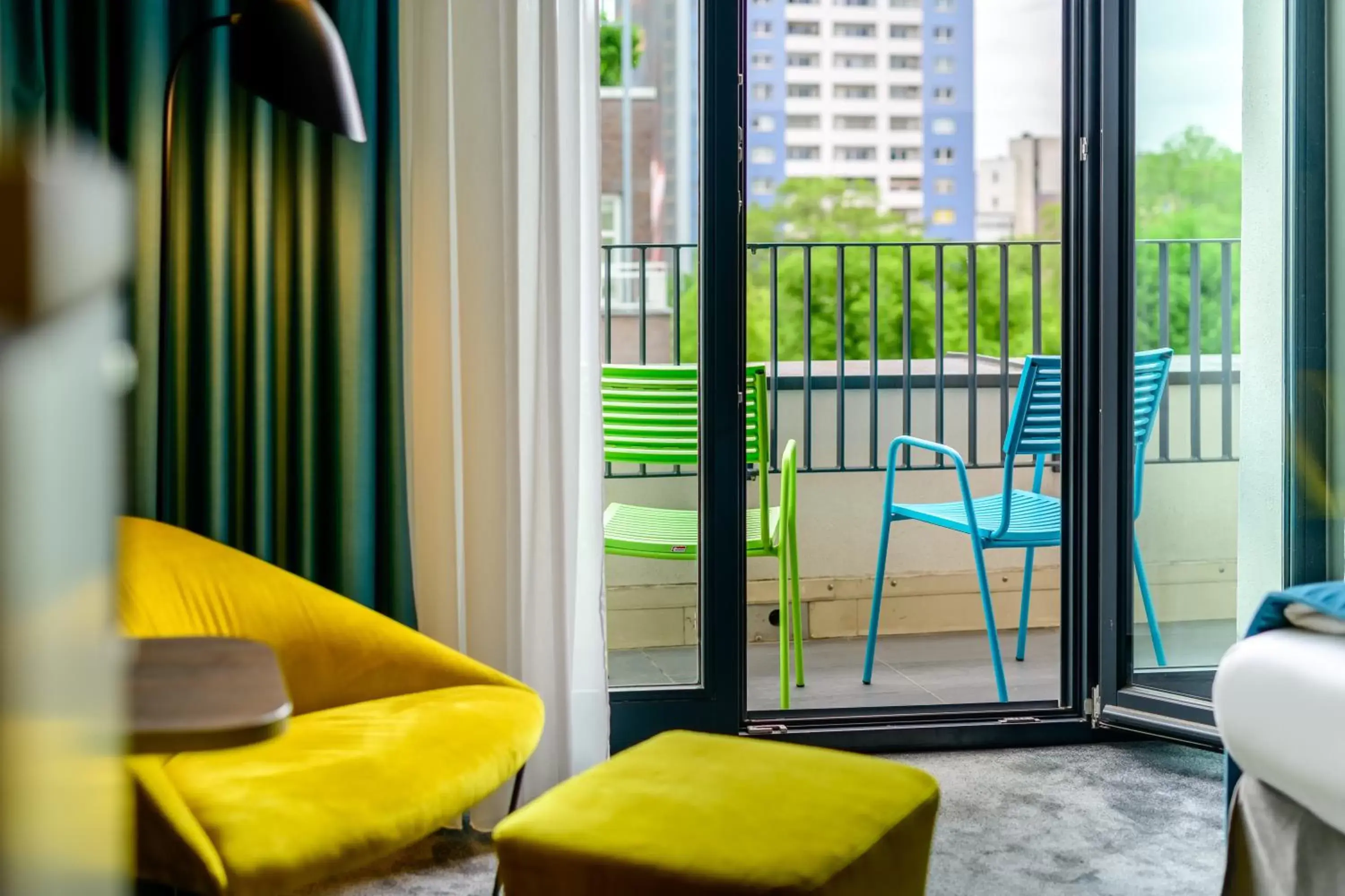 Balcony/Terrace, Seating Area in Mercure Berlin Wittenbergplatz