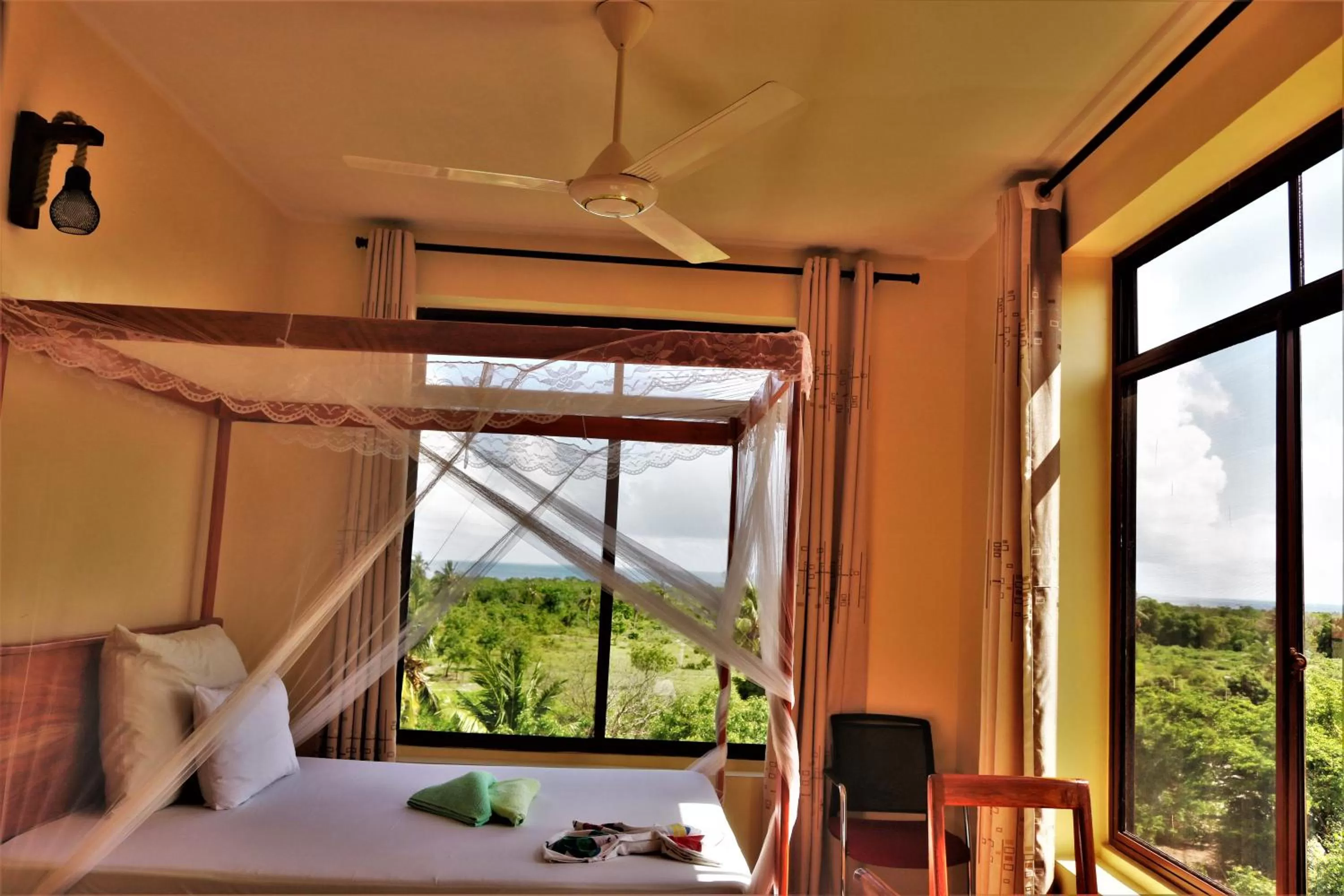 Shower in Mikoko Beach & Cottages