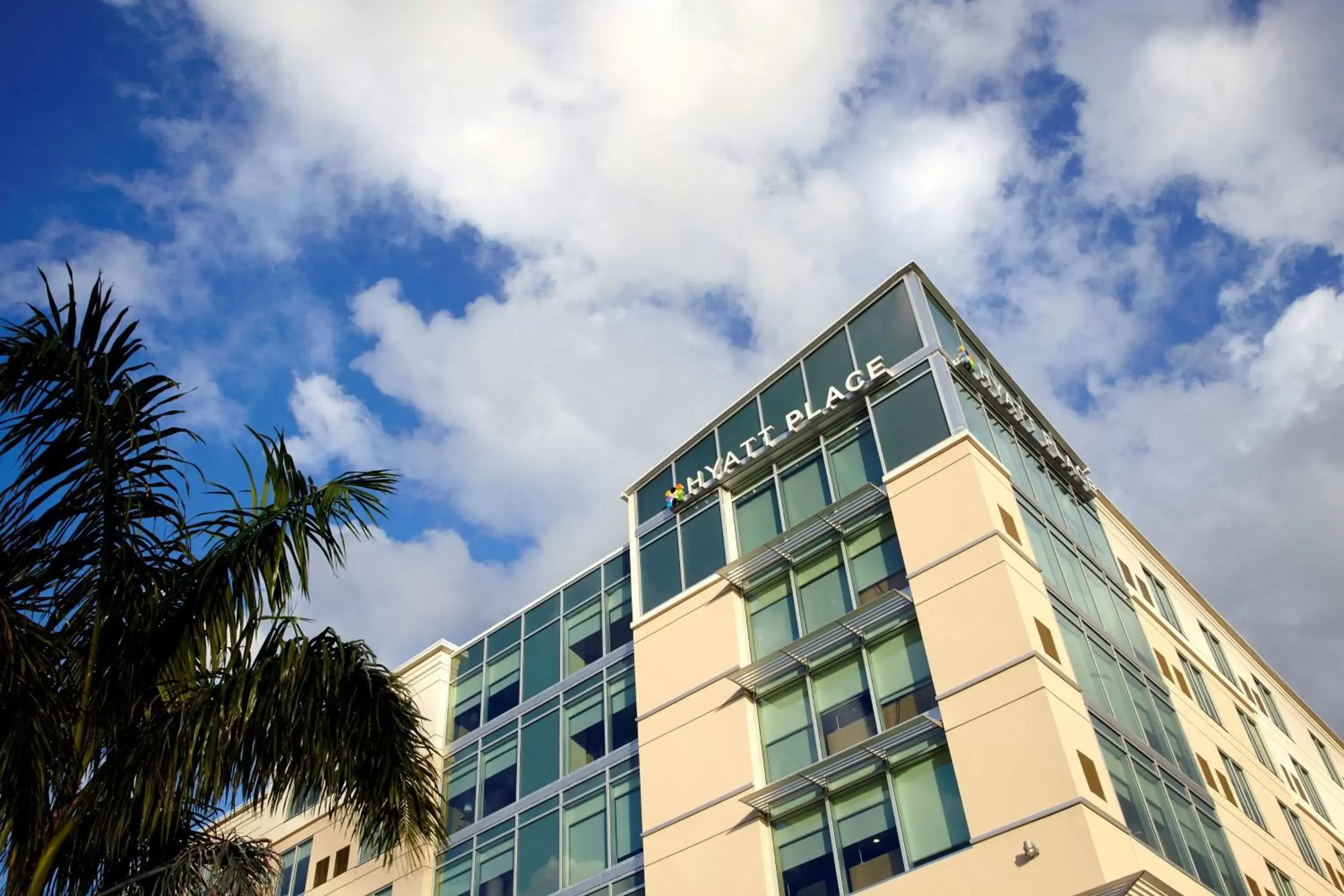 Property Building in Hyatt Place Miami Airport East