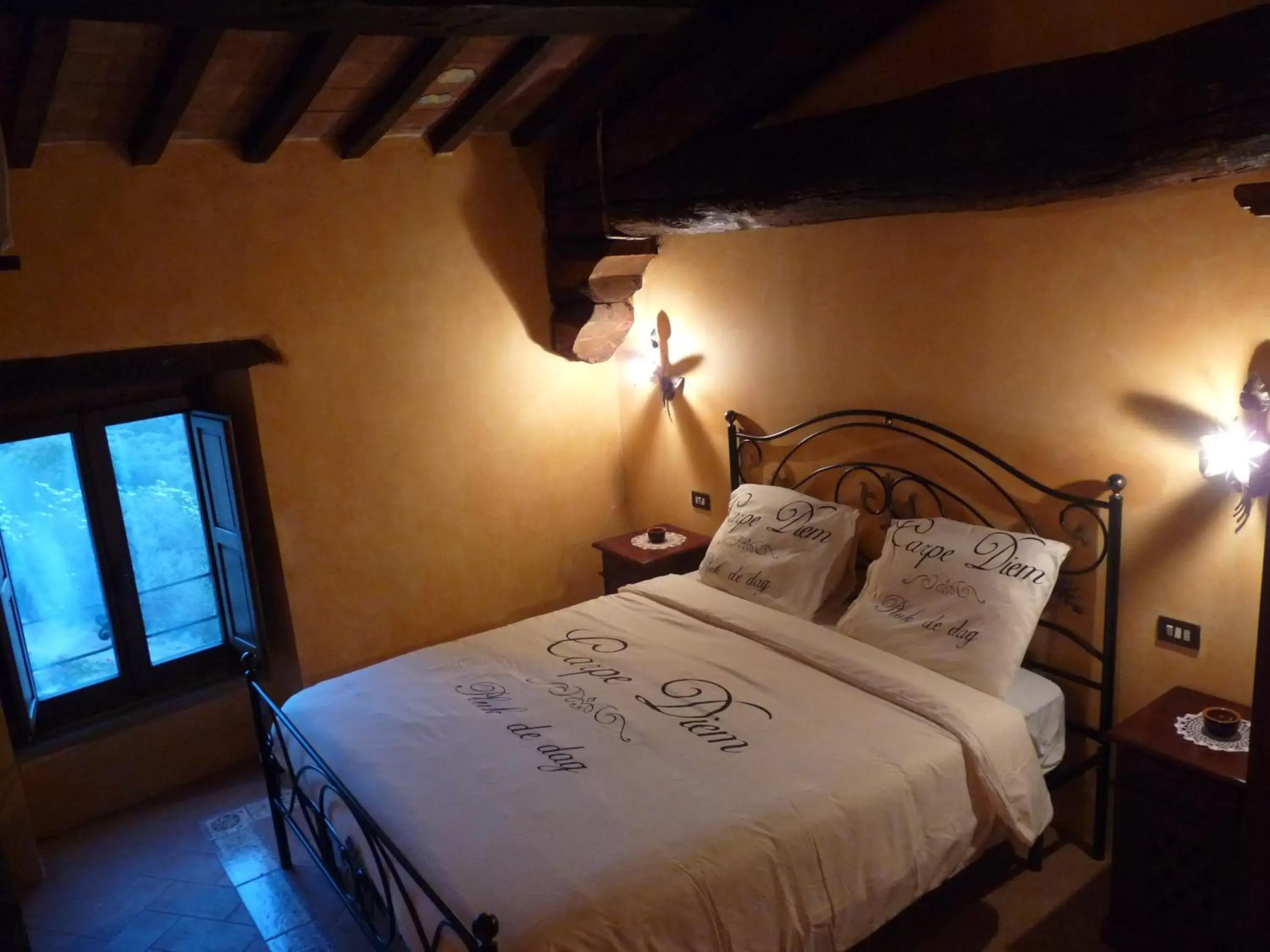 Bed in Castello Di Giomici