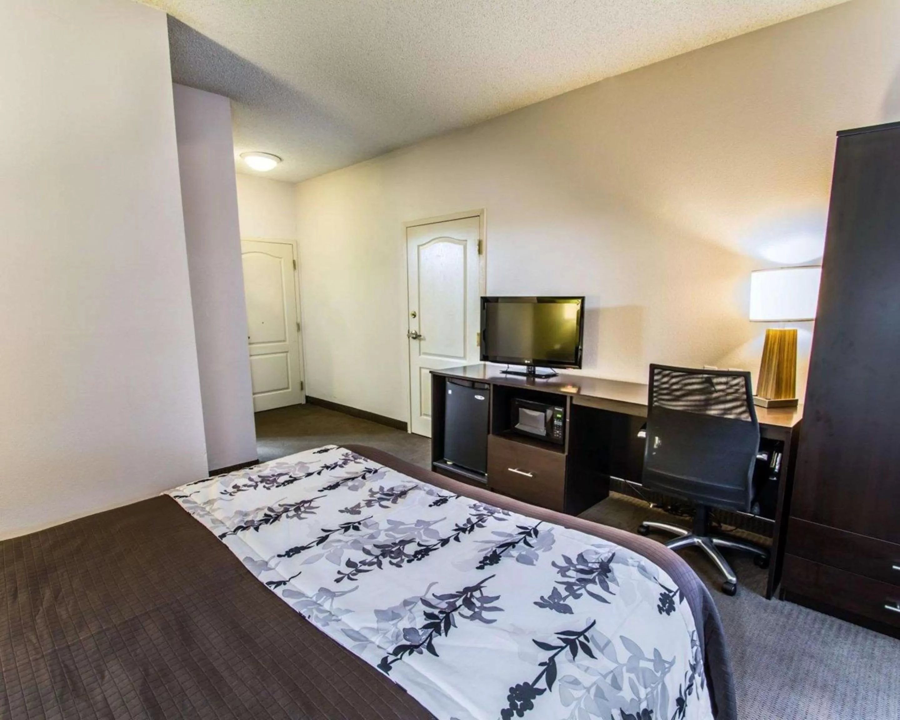 Bed in Sleep Inn Port St Lucie at PGA Village