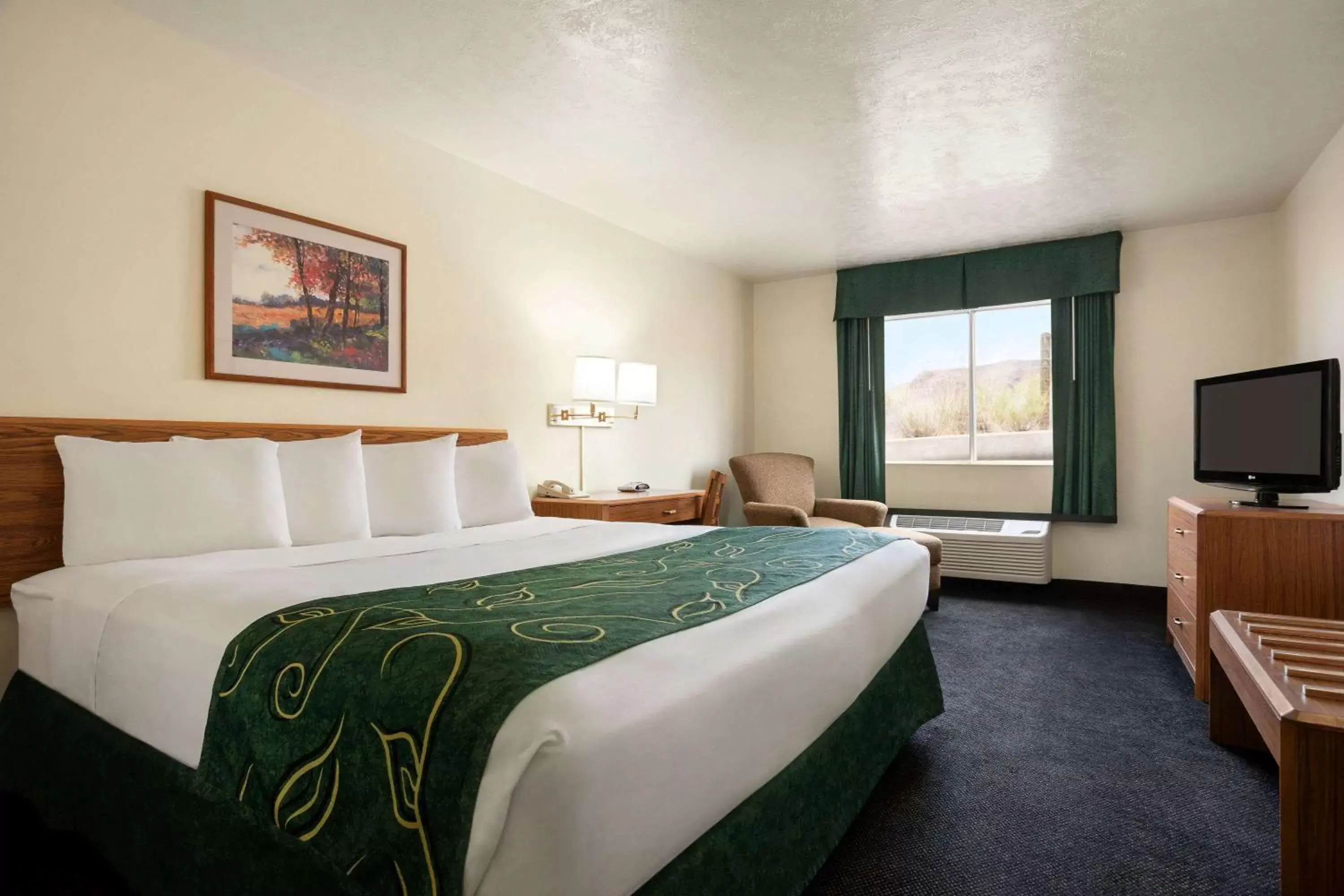 Photo of the whole room, Bed in Travelodge by Wyndham Green River WY